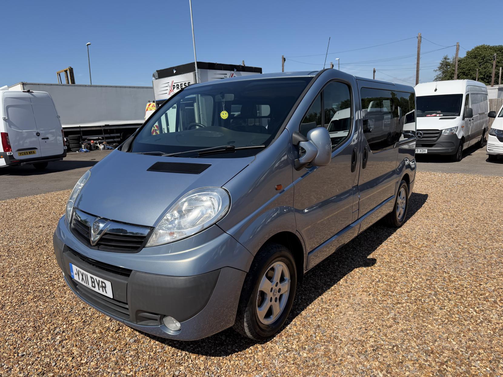 2011 Vauxhall Vivaro 2.0 CDTi Sportive Panel Van 4dr Diesel Manual FWD L1 (195 g/km, 113 bhp) - Thumbnail 7
