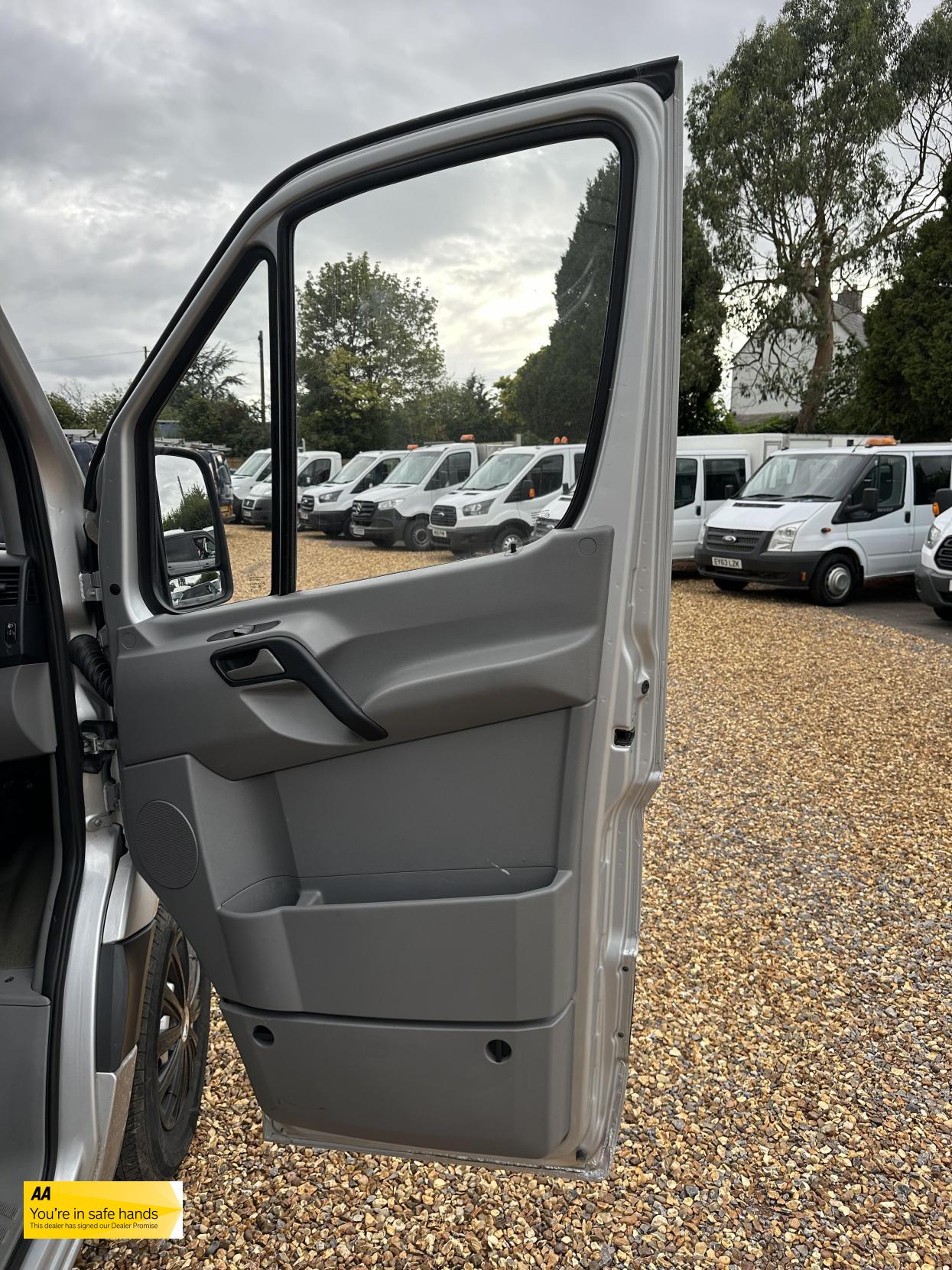 Mercedes-Benz Sprinter 2.1 311 CDi Panel Van 5dr Diesel Manual RWD L2 (109 bhp)