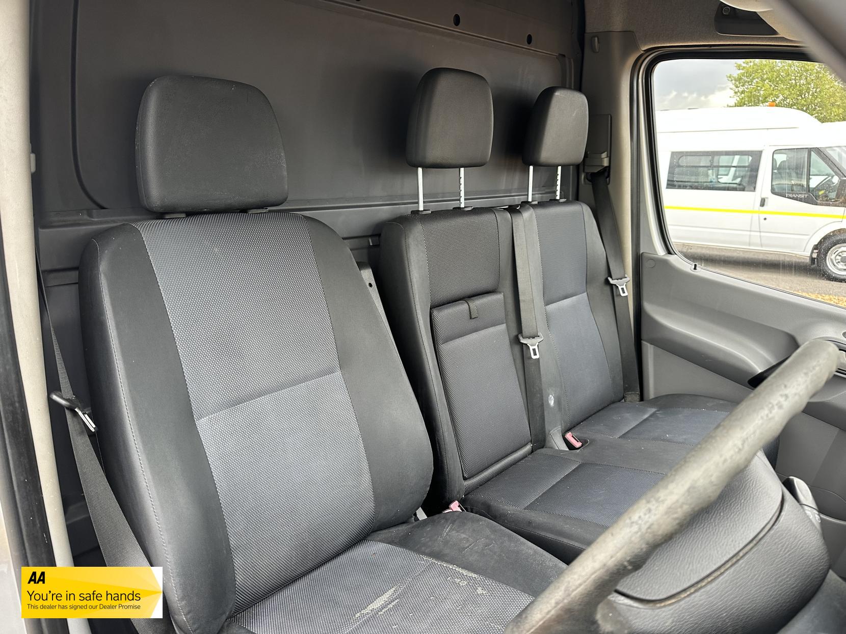 Mercedes-Benz Sprinter 2.1 311 CDi Panel Van 5dr Diesel Manual RWD L2 (109 bhp)