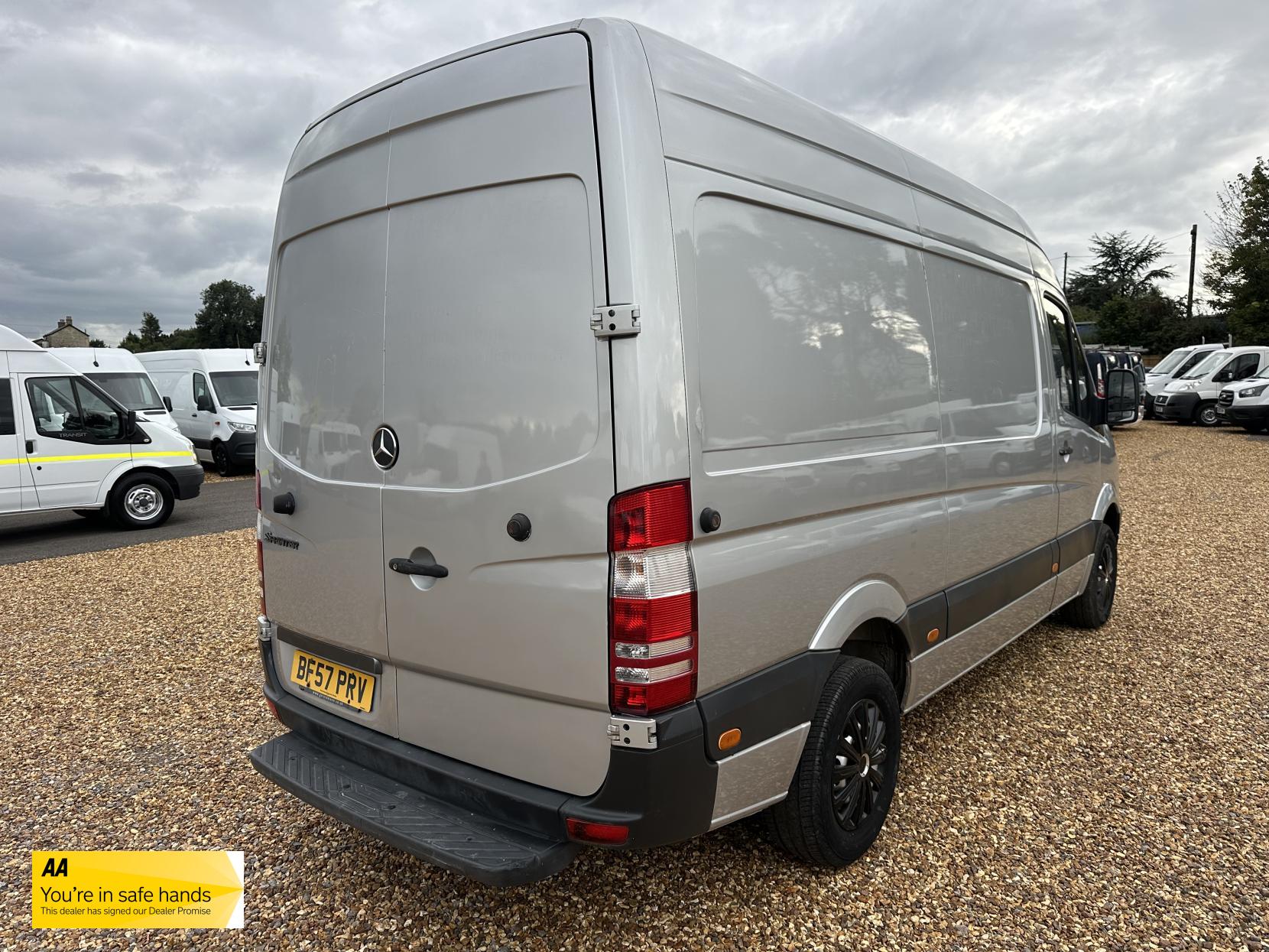 Mercedes-Benz Sprinter 2.1 311 CDi Panel Van 5dr Diesel Manual RWD L2 (109 bhp)