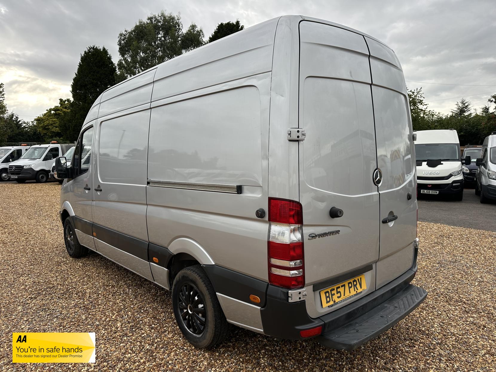 Mercedes-Benz Sprinter 2.1 311 CDi Panel Van 5dr Diesel Manual RWD L2 (109 bhp)