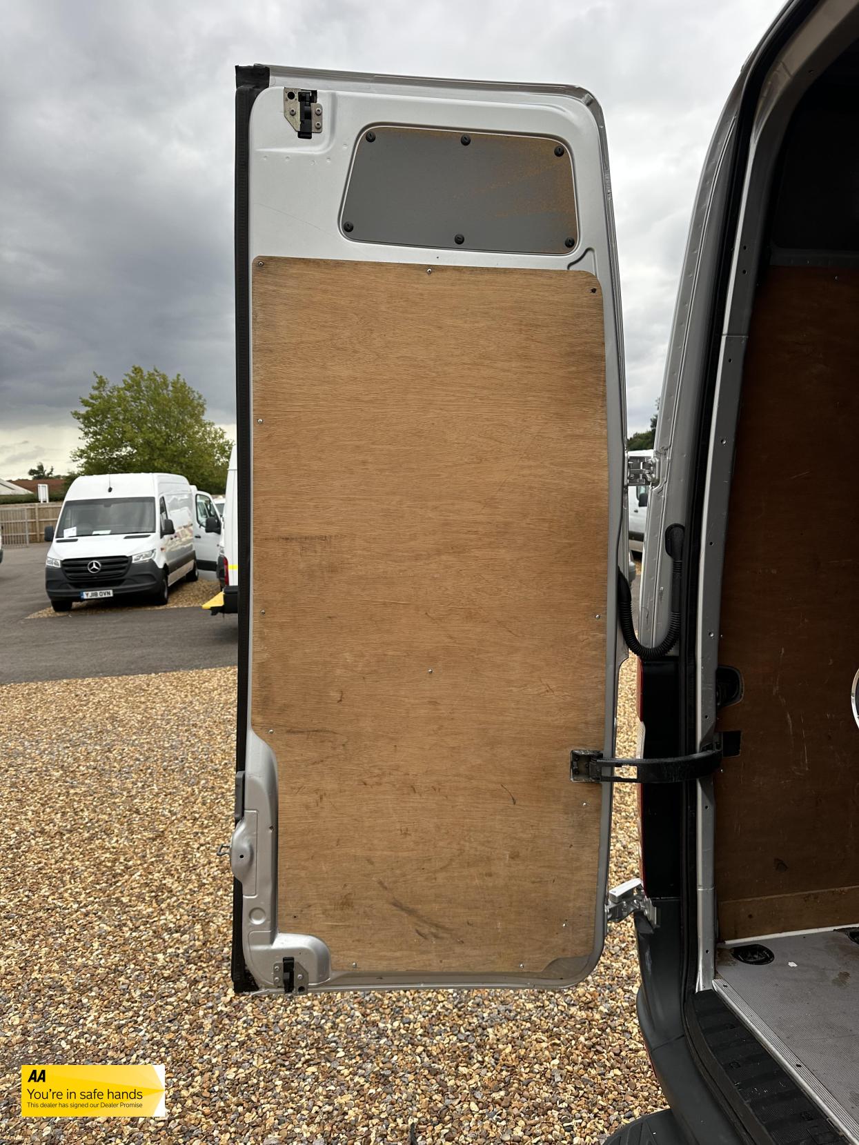 Mercedes-Benz Sprinter 2.1 311 CDi Panel Van 5dr Diesel Manual RWD L2 (109 bhp)