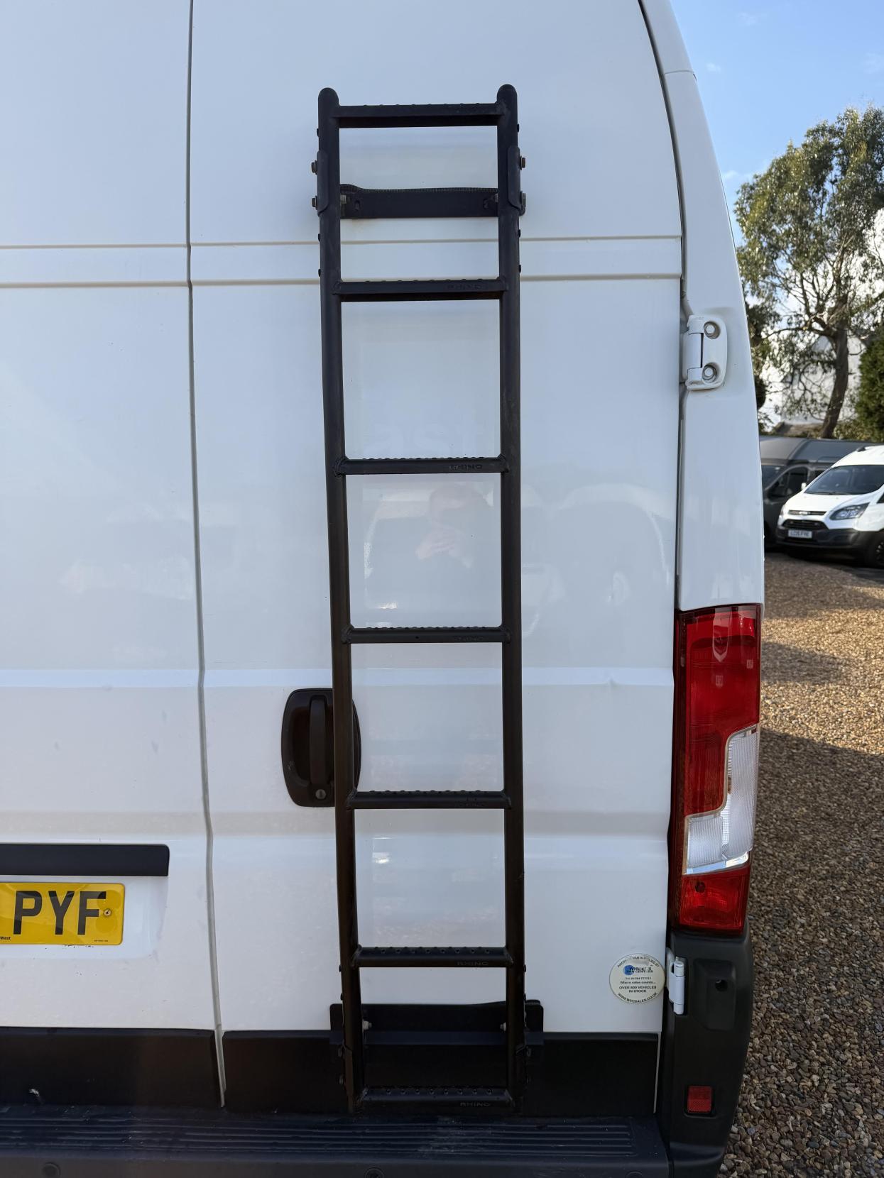 Citroen Relay 2.2 BlueHDi 35 Enterprise Panel Van 5dr Diesel Manual L3 Extra High Roof Euro 6 (s/s) (140 ps)