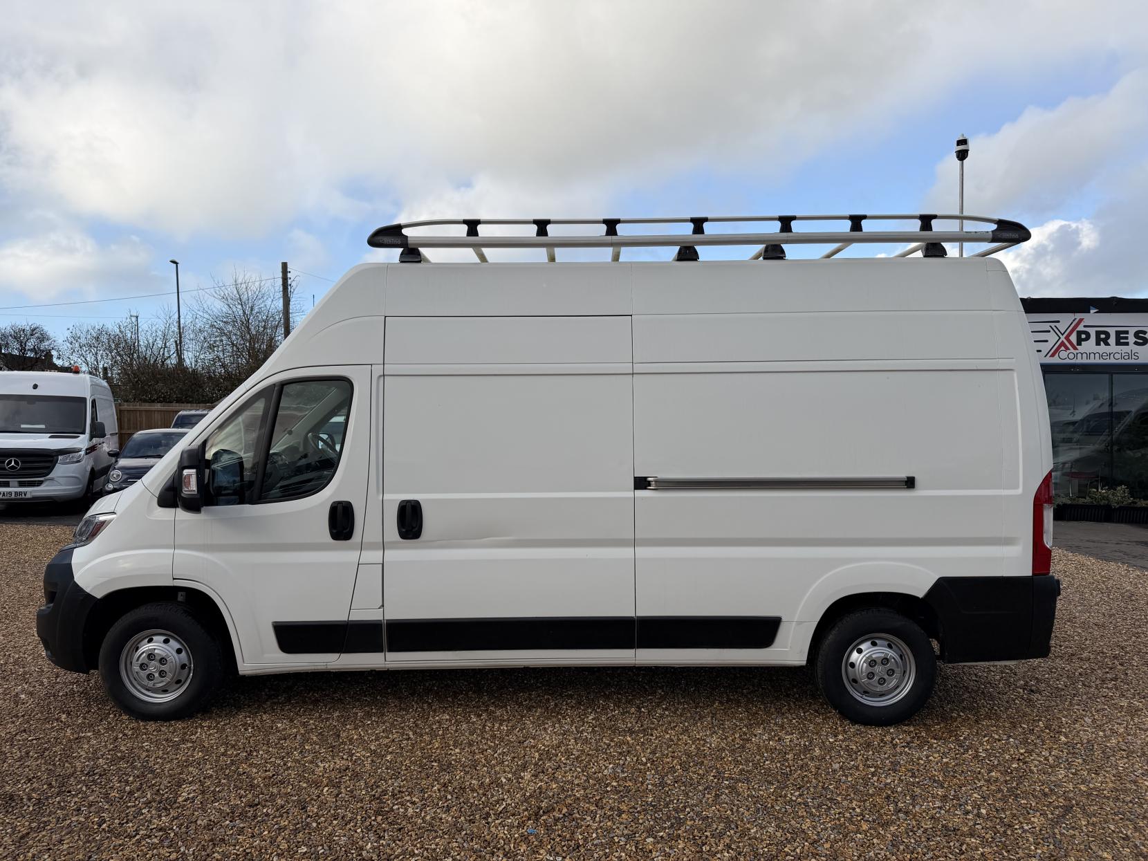 Citroen Relay 2.2 BlueHDi 35 Enterprise Panel Van 5dr Diesel Manual L3 Extra High Roof Euro 6 (s/s) (140 ps)