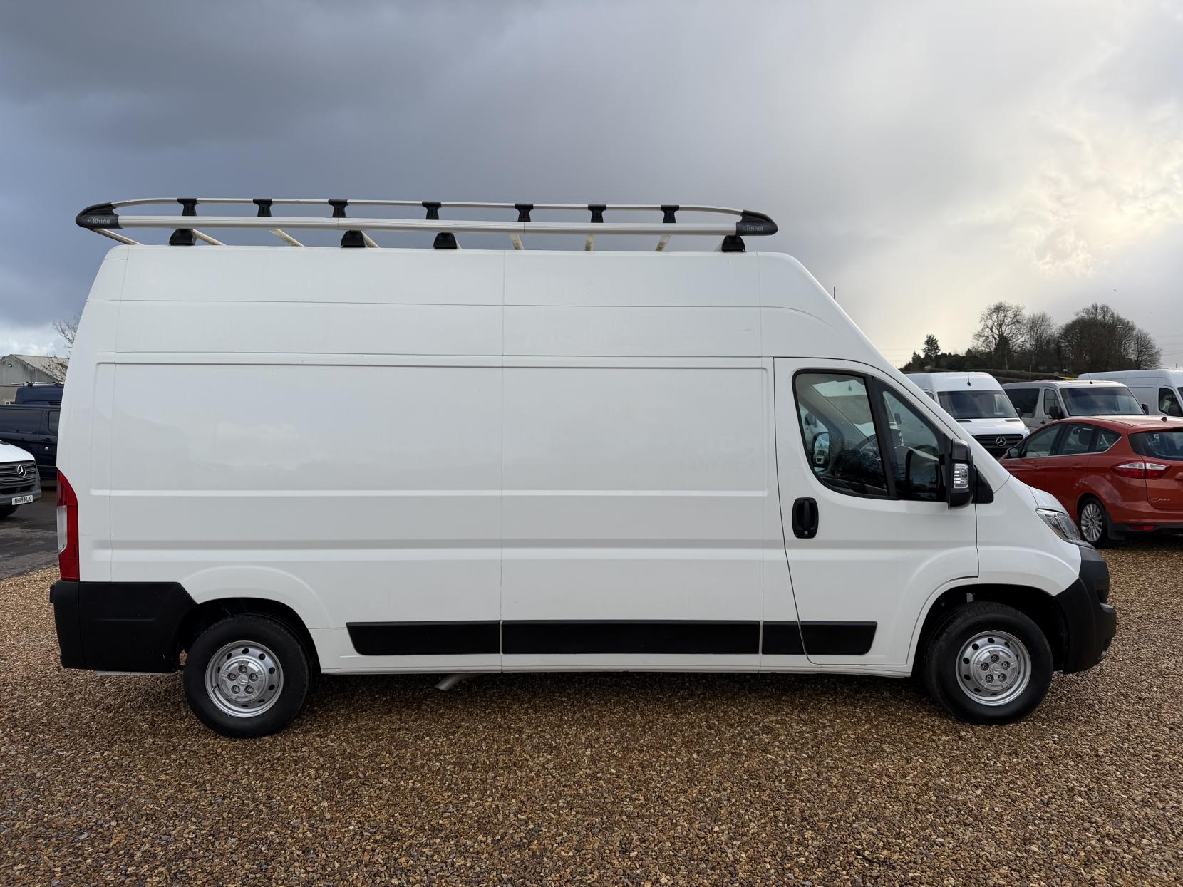 Citroen Relay 2.2 BlueHDi 35 Enterprise Panel Van 5dr Diesel Manual L3 Extra High Roof Euro 6 (s/s) (140 ps)