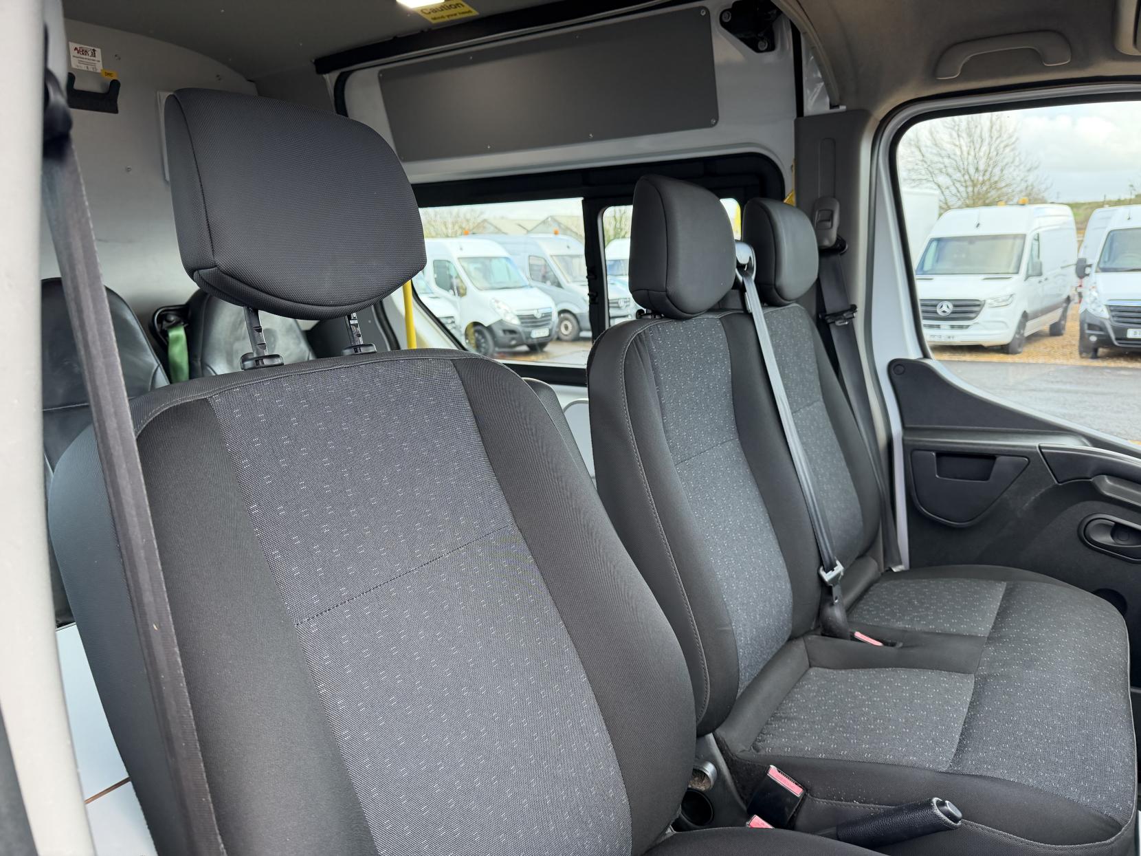 Vauxhall Movano 2.3 CDTi 3500 Panel Van 5dr Diesel Manual FWD L2 H2 Euro 6 (130 ps)