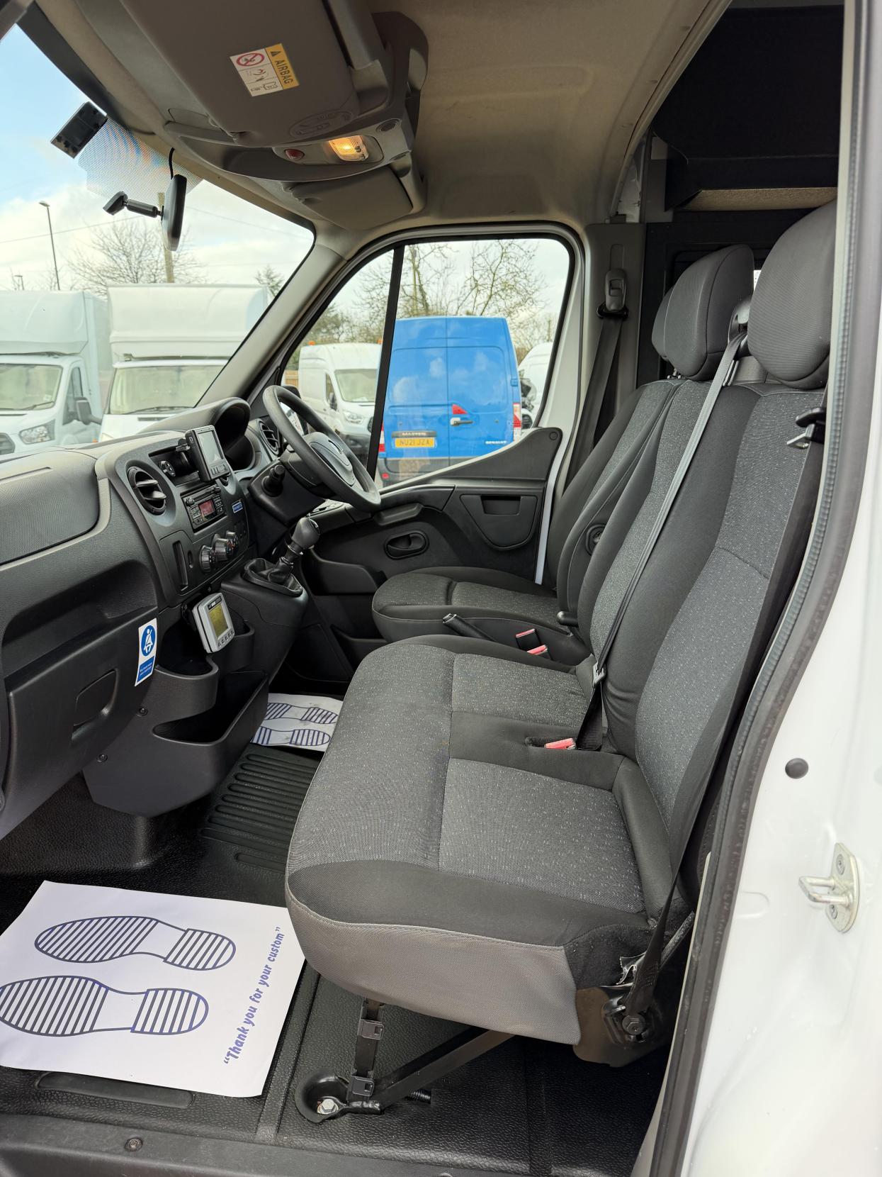 Vauxhall Movano 2.3 CDTi 3500 Panel Van 5dr Diesel Manual FWD L2 H2 Euro 6 (130 ps)