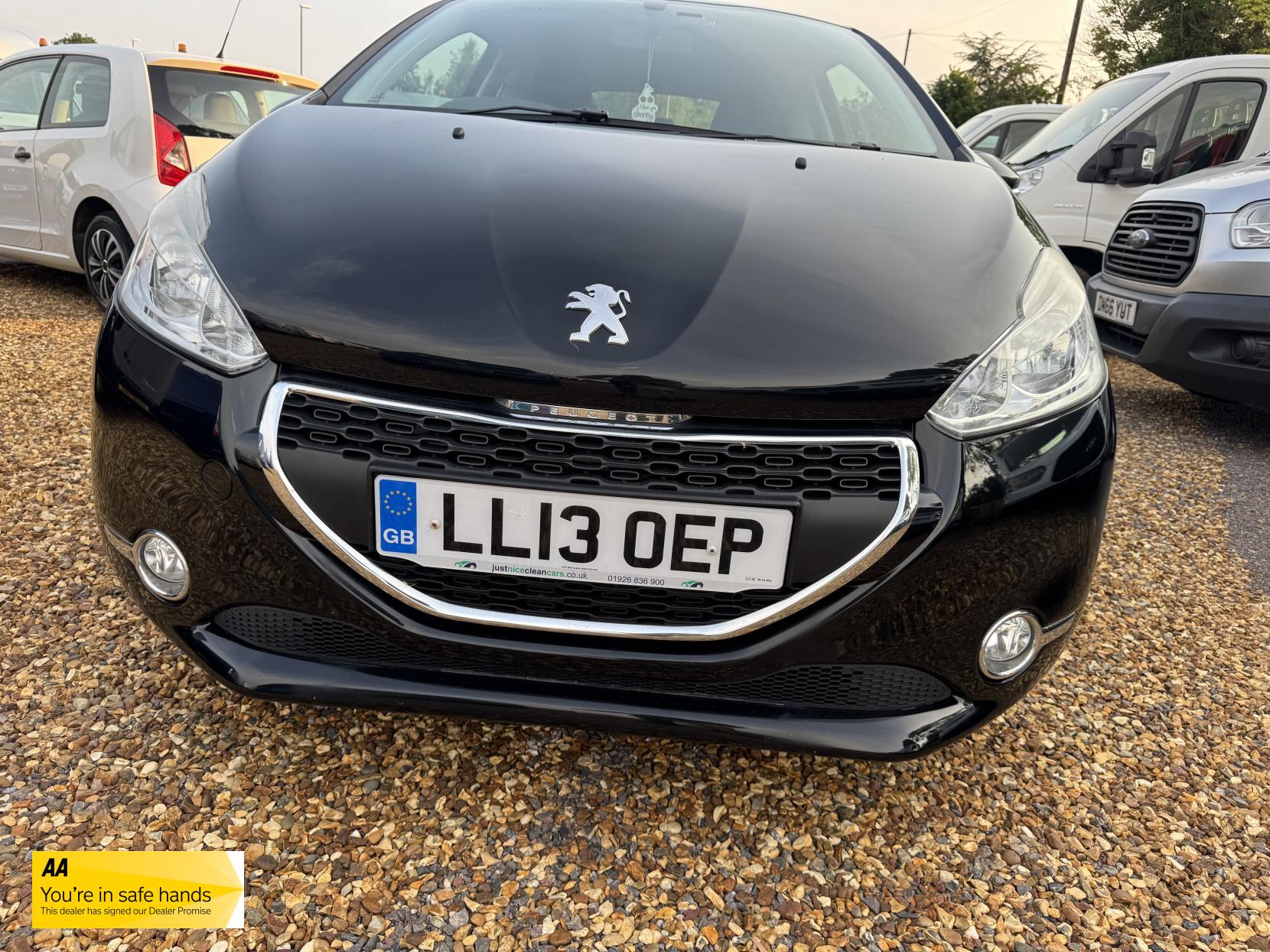 Peugeot 208 1.2 VTi Active Hatchback 3dr Petrol Manual Euro 5 (82 ps)