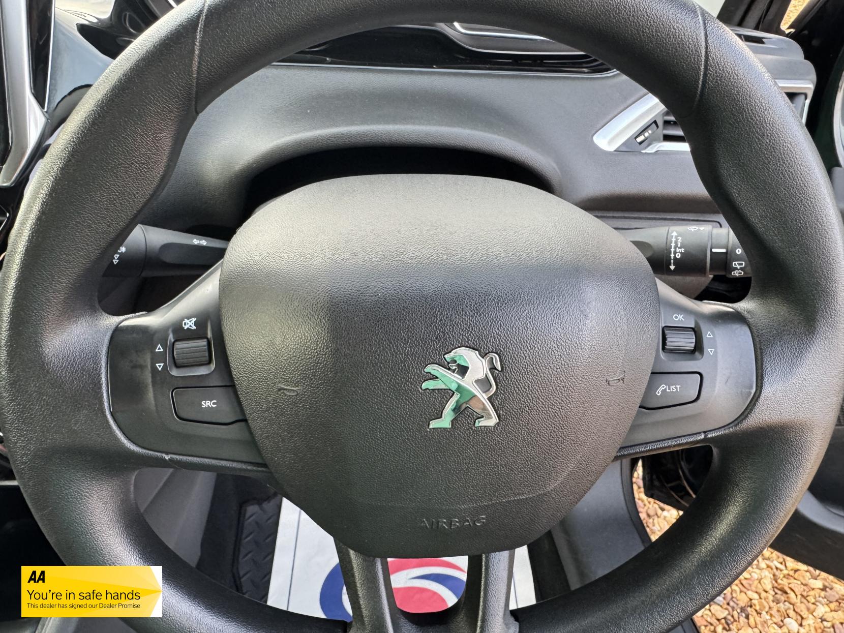 Peugeot 208 1.2 VTi Active Hatchback 3dr Petrol Manual Euro 5 (82 ps)