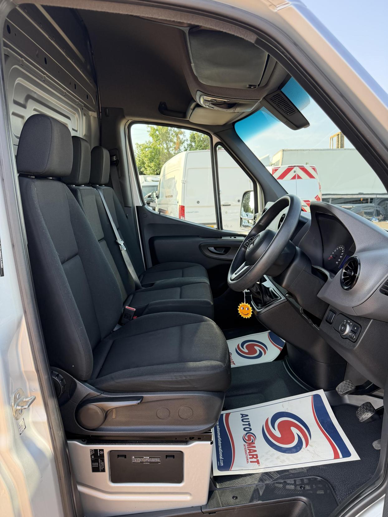 2019 Mercedes-Benz Sprinter 2.1 314 CDI Panel Van 5dr Diesel Manual RWD L2 H2 Euro 6 (143 ps) - Thumbnail 15