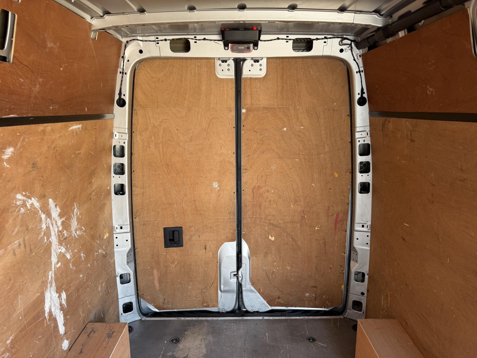 2019 Mercedes-Benz Sprinter 2.1 314 CDI Panel Van 5dr Diesel Manual RWD L2 H2 Euro 6 (143 ps) - Thumbnail 25