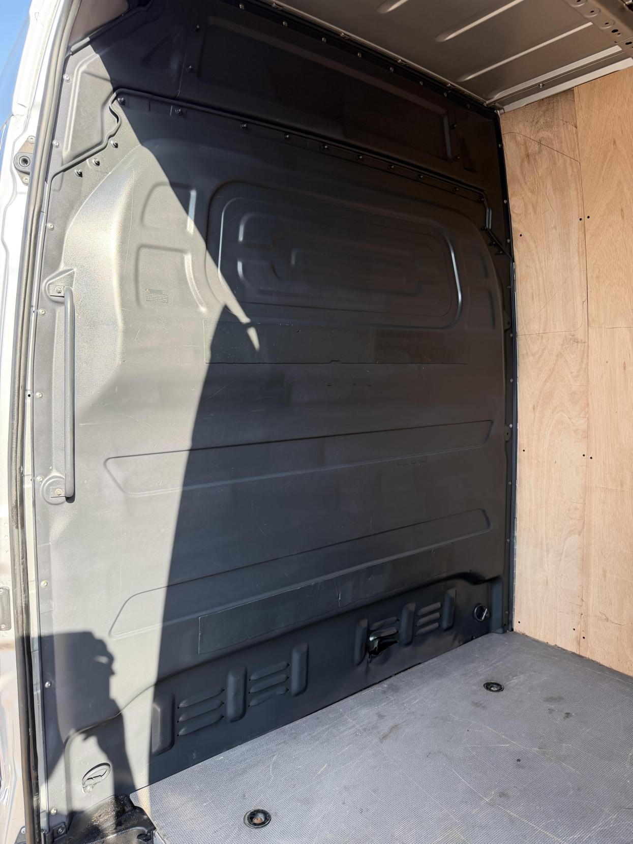 2019 Mercedes-Benz Sprinter 2.1 314 CDI Panel Van 5dr Diesel Manual RWD L2 H2 Euro 6 (143 ps) - Thumbnail 19