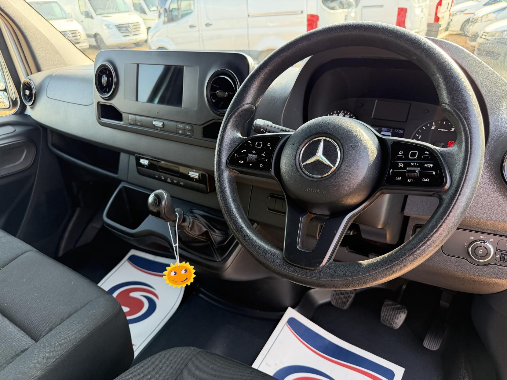 2019 Mercedes-Benz Sprinter 2.1 314 CDI Panel Van 5dr Diesel Manual RWD L2 H2 Euro 6 (143 ps) - Thumbnail 2