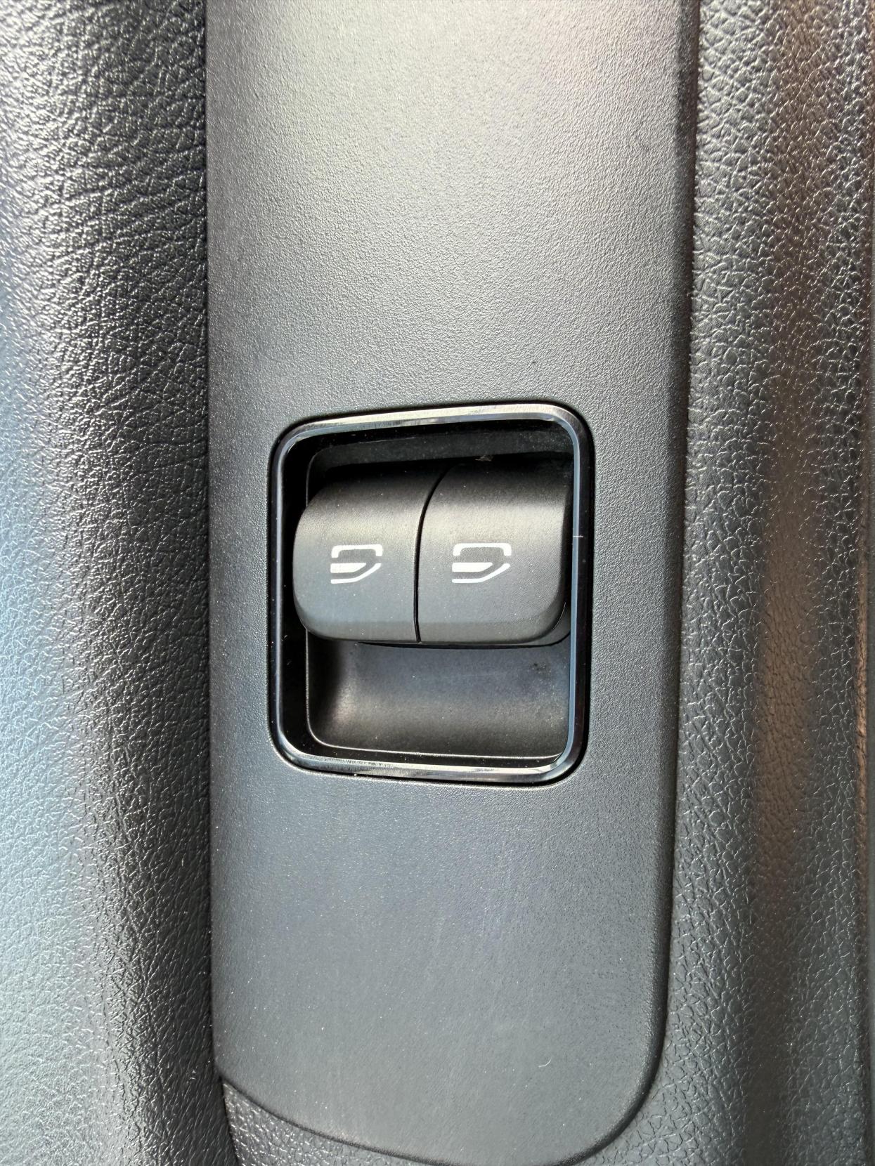 2019 Mercedes-Benz Sprinter 2.1 314 CDI Panel Van 5dr Diesel Manual RWD L2 H2 Euro 6 (143 ps) - Thumbnail 34