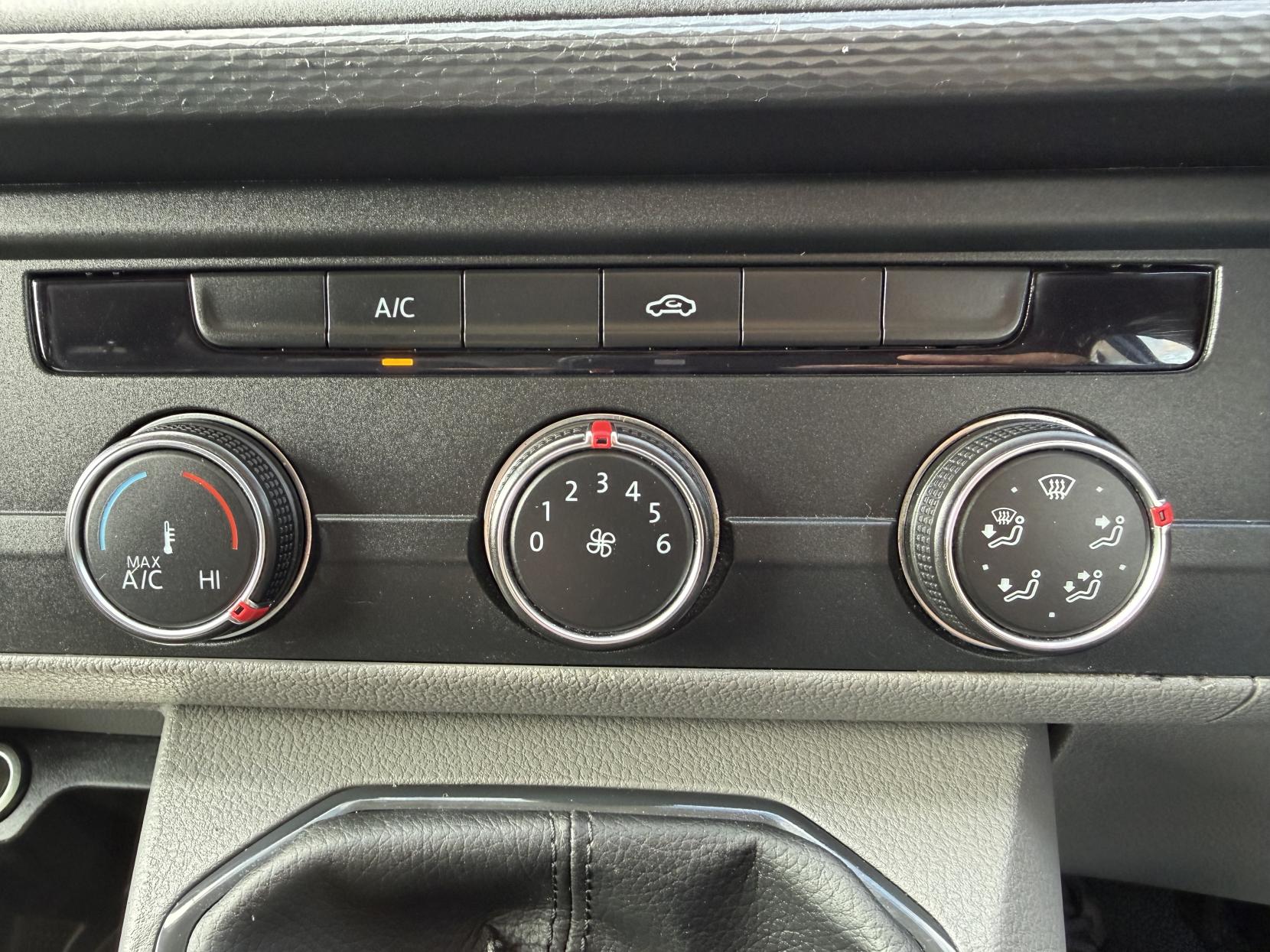 2021 Volkswagen Transporter 2.0 TDI T28 Startline Panel Van 5dr Diesel Manual FWD SWB Euro 6 (s/s) (110 ps) - Thumbnail 44