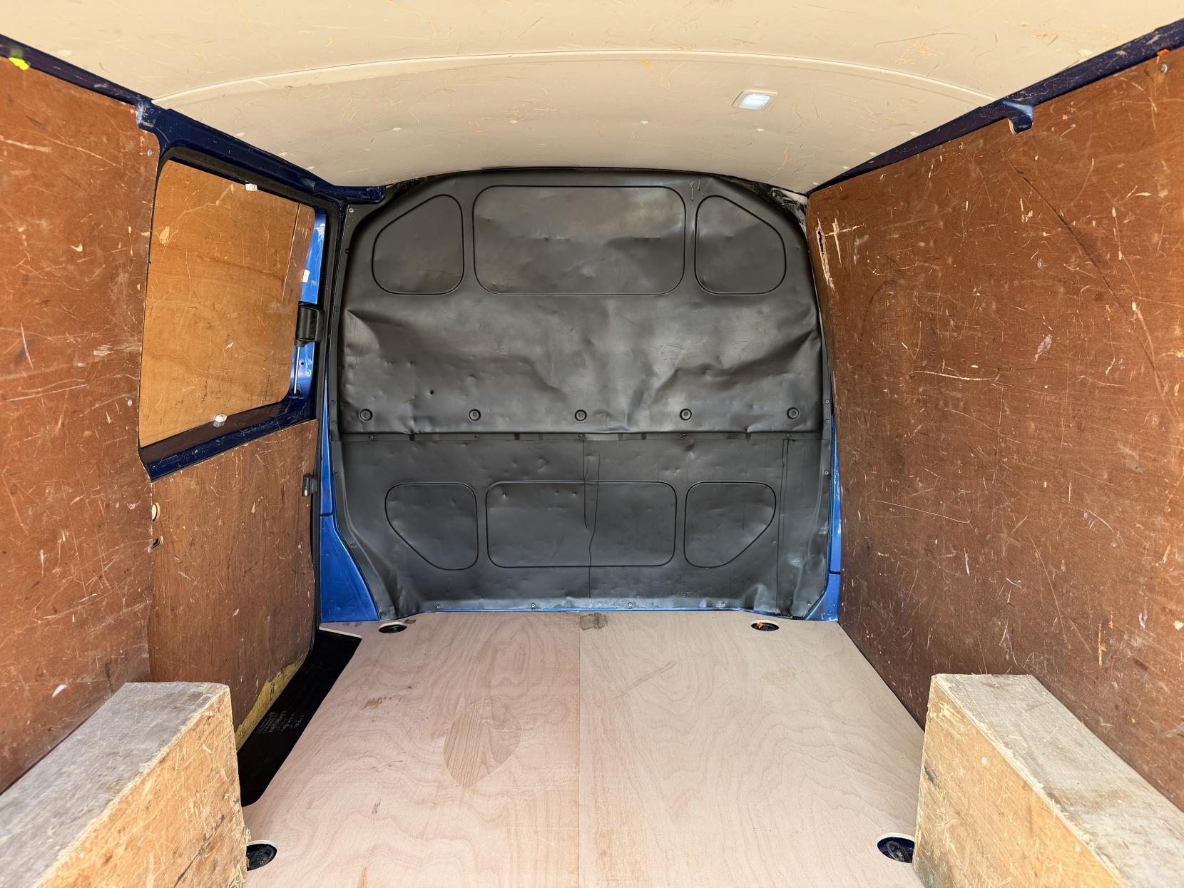 2021 Volkswagen Transporter 2.0 TDI T28 Startline Panel Van 5dr Diesel Manual FWD SWB Euro 6 (s/s) (110 ps) - Thumbnail 30