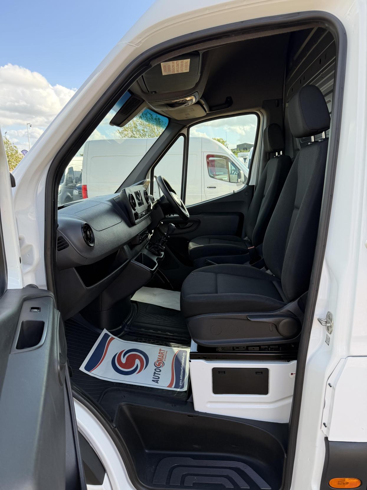 2020 Mercedes-Benz Sprinter 2.1 311 CDI Panel Van 5dr Diesel Manual RWD L3 H2 Euro 6 (114 ps) - Thumbnail 31