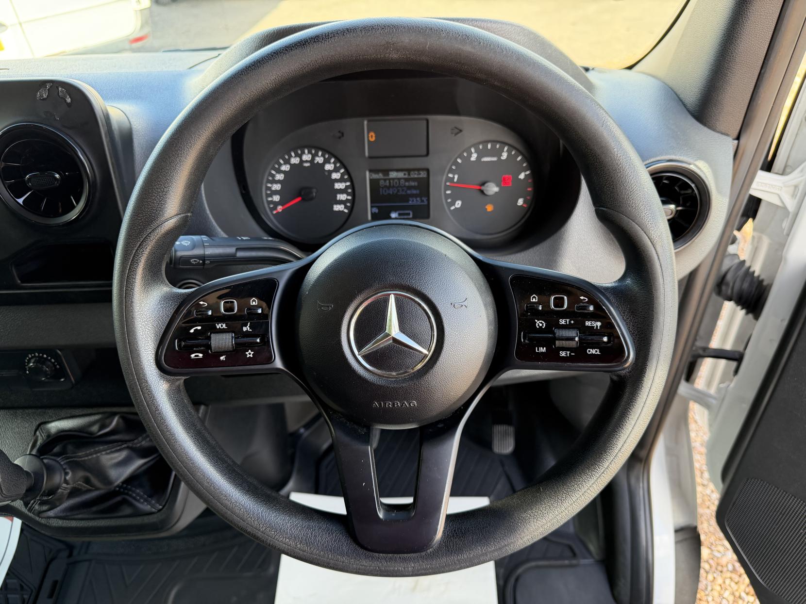 2020 Mercedes-Benz Sprinter 2.1 311 CDI Panel Van 5dr Diesel Manual RWD L3 H2 Euro 6 (114 ps) - Thumbnail 16