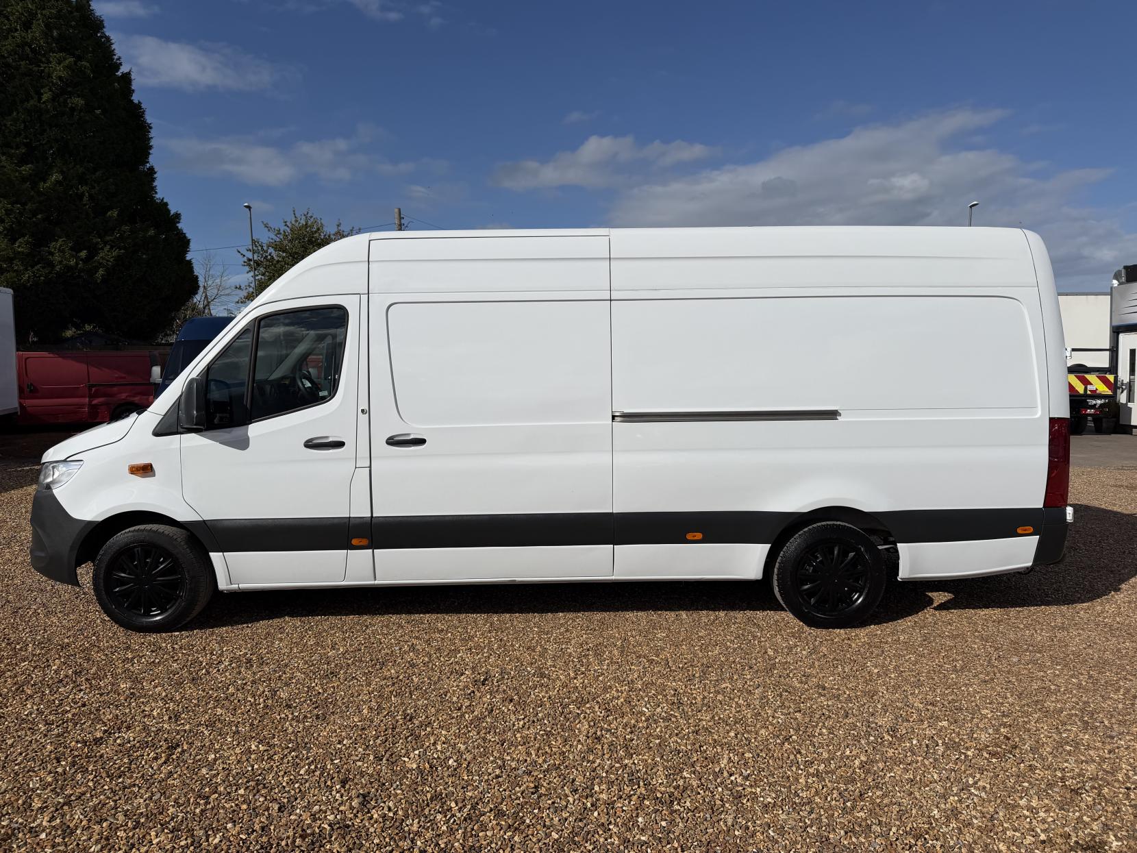 2020 Mercedes-Benz Sprinter 2.1 311 CDI Panel Van 5dr Diesel Manual RWD L3 H2 Euro 6 (114 ps) - Thumbnail 8