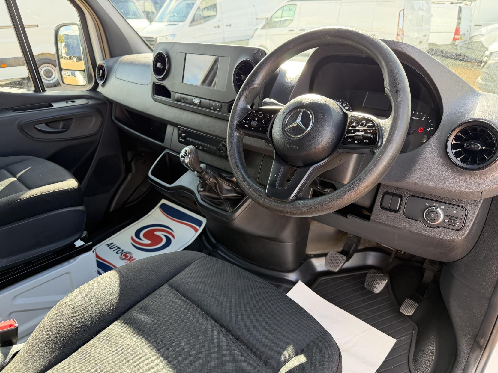 2020 Mercedes-Benz Sprinter 2.1 311 CDI Panel Van 5dr Diesel Manual RWD L3 H2 Euro 6 (114 ps) - Thumbnail 2