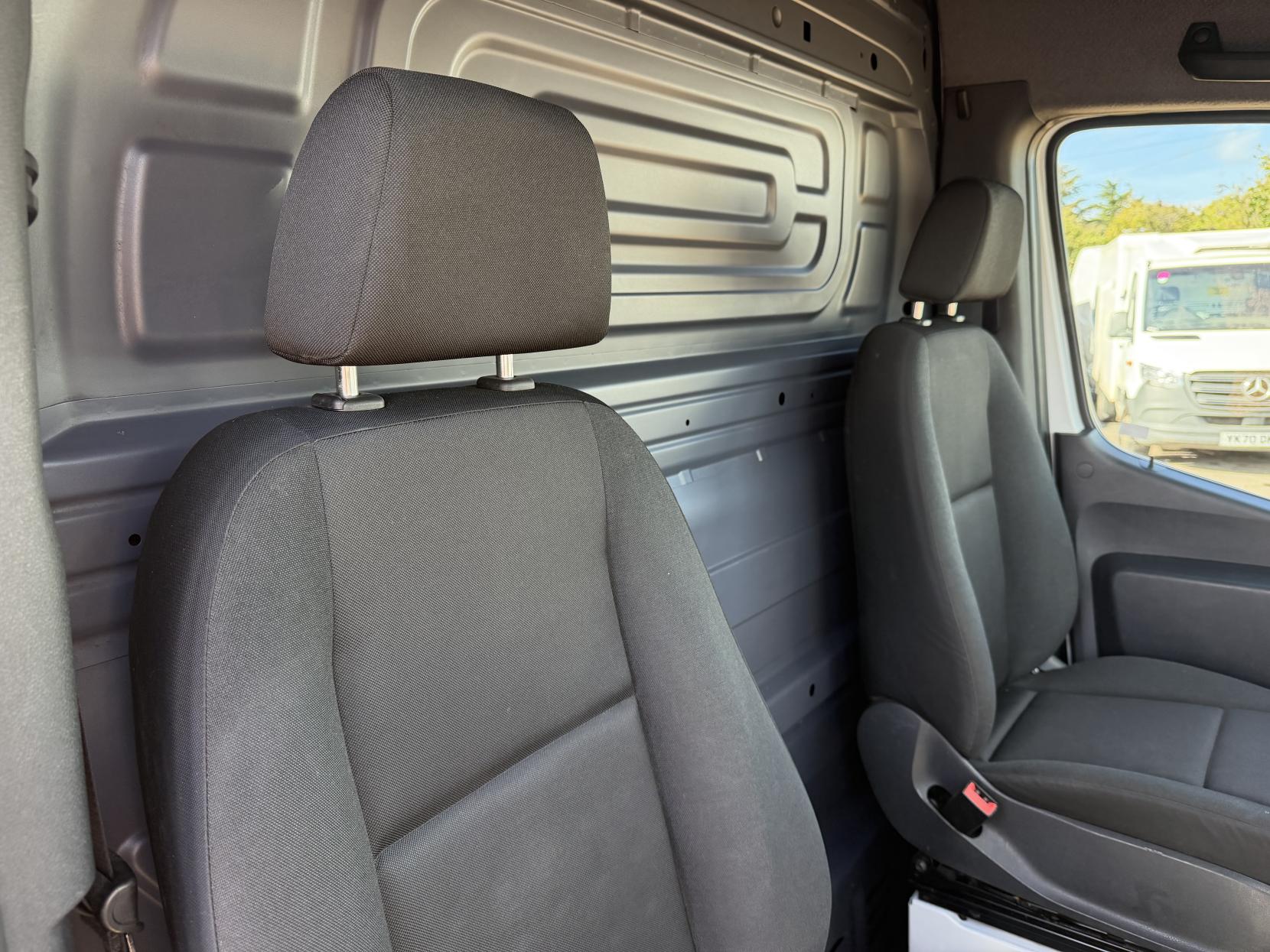 2020 Mercedes-Benz Sprinter 2.1 311 CDI Panel Van 5dr Diesel Manual RWD L3 H2 Euro 6 (114 ps) - Thumbnail 15