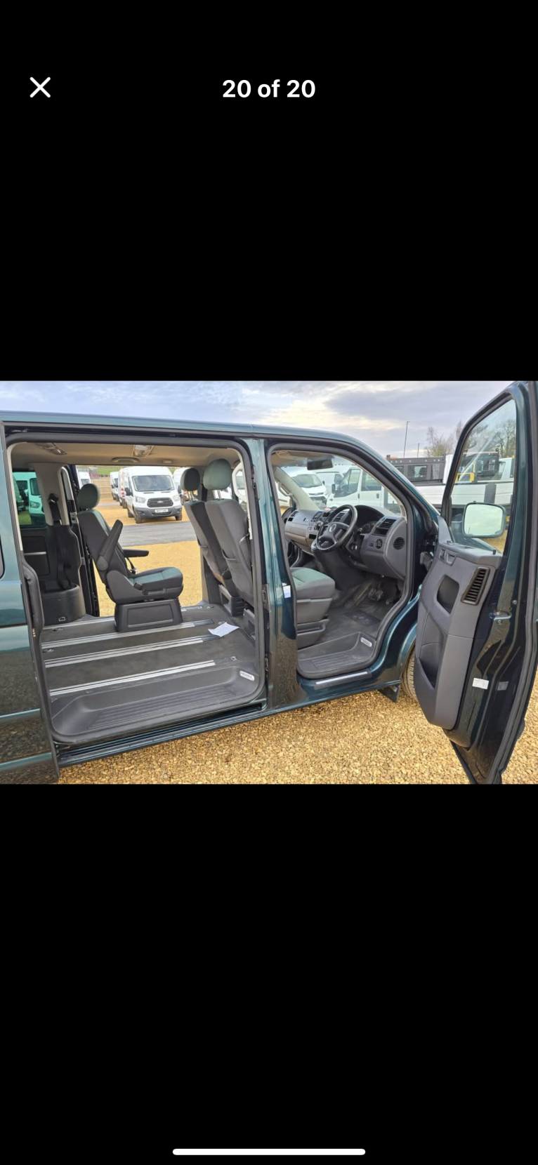 Volkswagen Caravelle 2.5 TDI SE MPV 5dr Diesel Tiptronic Euro 3 (174 ps)