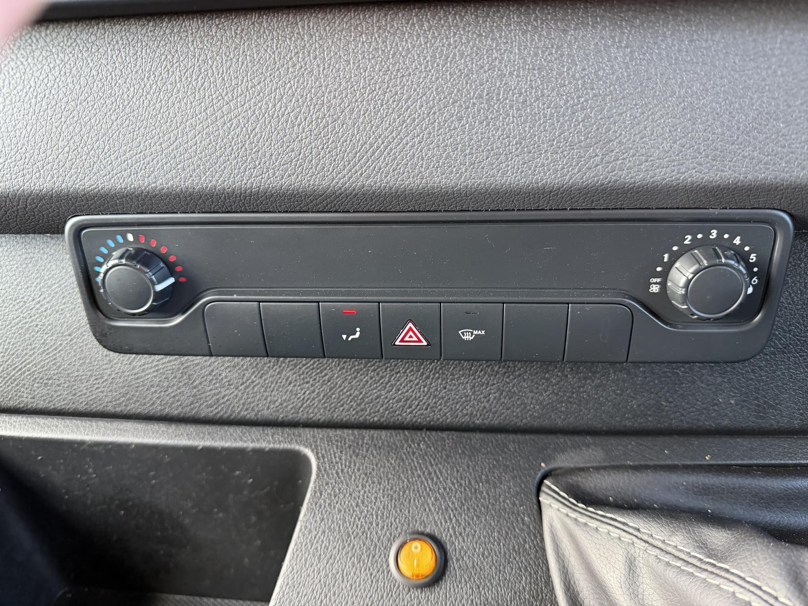 Mercedes-Benz Sprinter 2.1 314 CDI Panel Van 5dr Diesel Manual RWD L2 H2 Euro 6 (s/s) (143 ps)