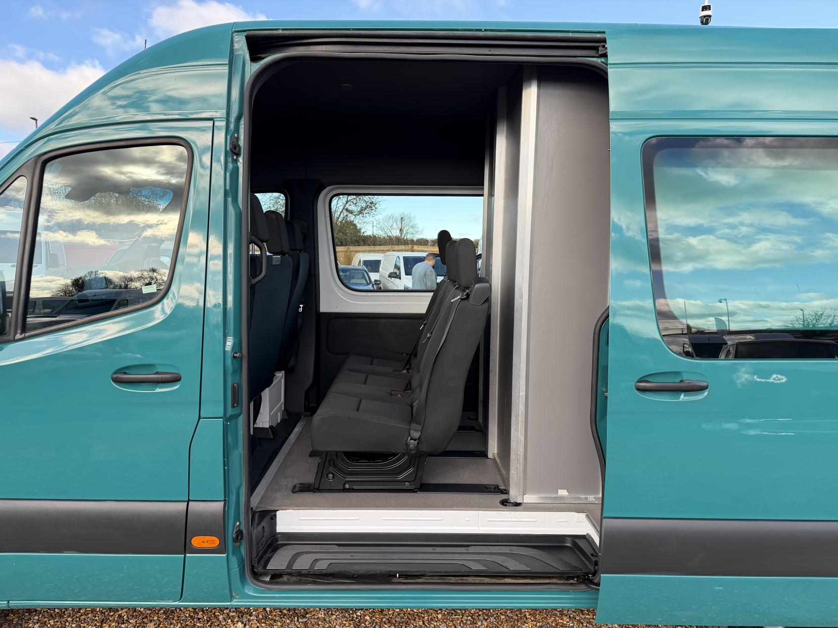 Mercedes-Benz Sprinter 2.1 314 CDI Panel Van 5dr Diesel Manual RWD L2 H2 Euro 6 (s/s) (143 ps)