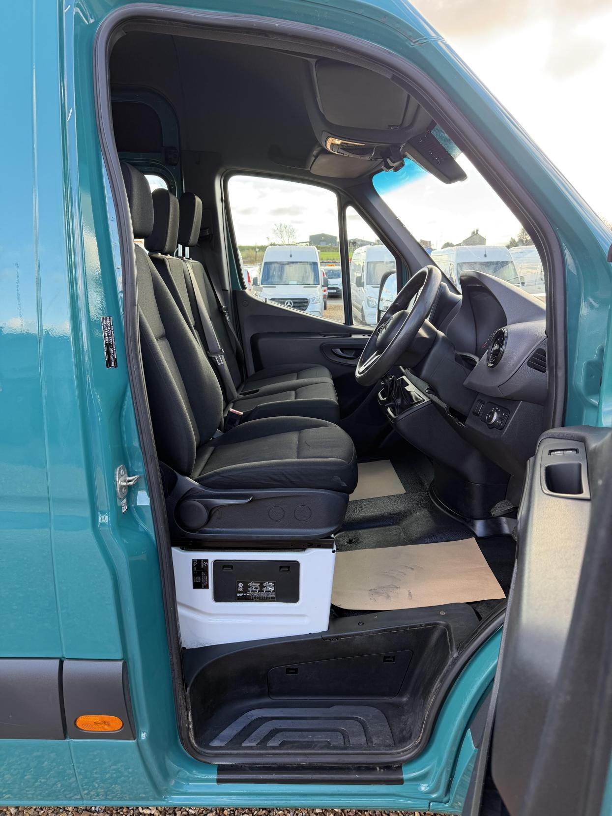 Mercedes-Benz Sprinter 2.1 314 CDI Panel Van 5dr Diesel Manual RWD L2 H2 Euro 6 (s/s) (143 ps)