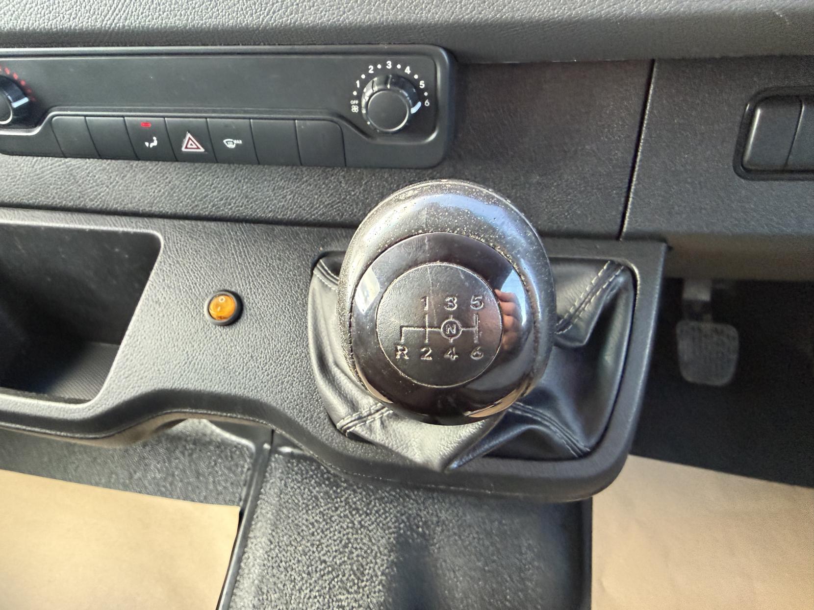 Mercedes-Benz Sprinter 2.1 314 CDI Panel Van 5dr Diesel Manual RWD L2 H2 Euro 6 (s/s) (143 ps)