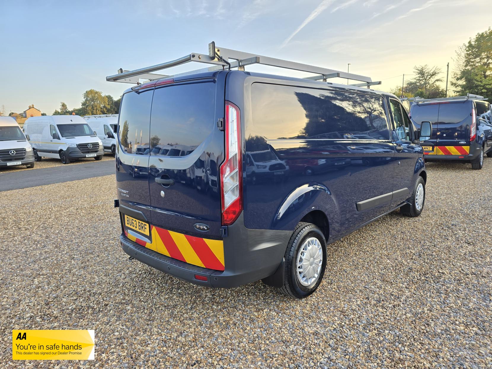 Ford Transit Custom 2.2 TDCi 330 Trend Panel Van 5dr Diesel Manual L2 H1 (197 g/km, 123 bhp)
