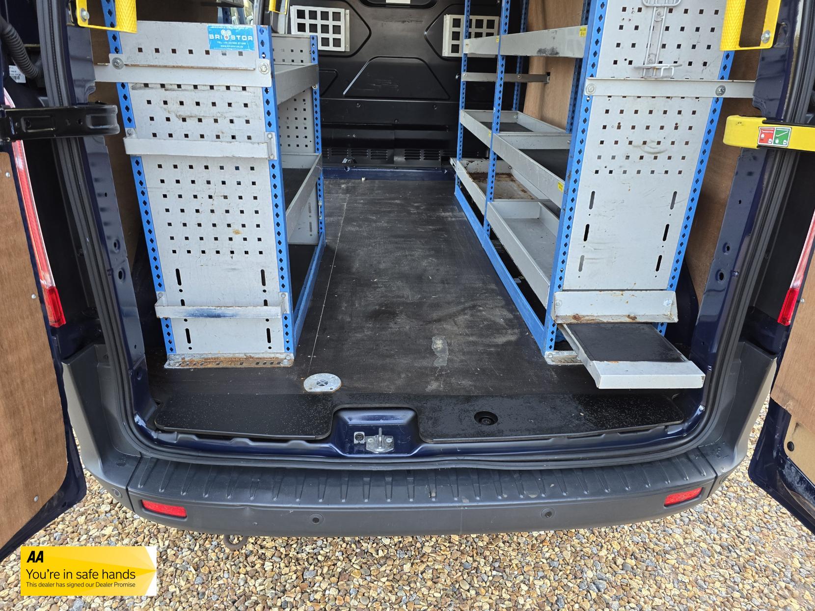 Ford Transit Custom 2.2 TDCi 330 Trend Panel Van 5dr Diesel Manual L2 H1 (197 g/km, 123 bhp)