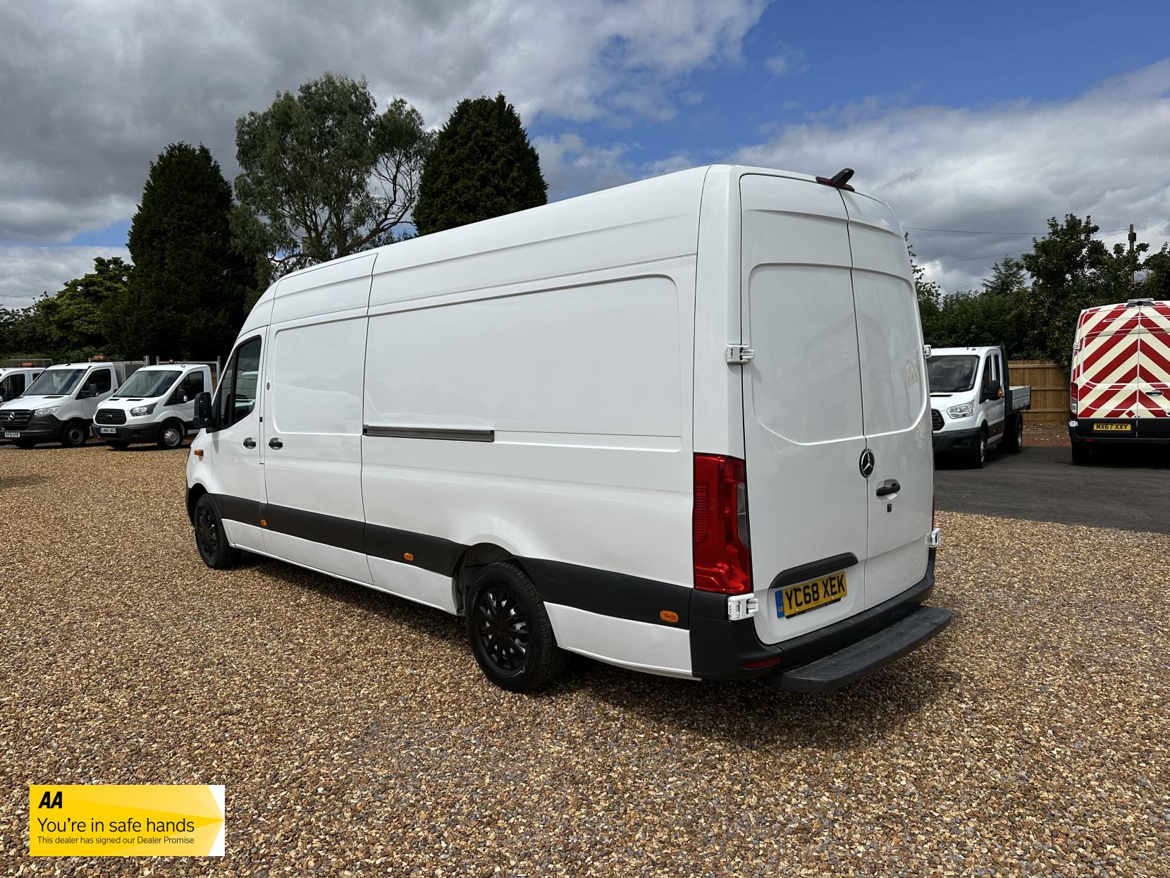 Mercedes-Benz Sprinter 2.1 311 CDI Panel Van 5dr Diesel Manual RWD L3 H2 Euro 6 (114 ps)