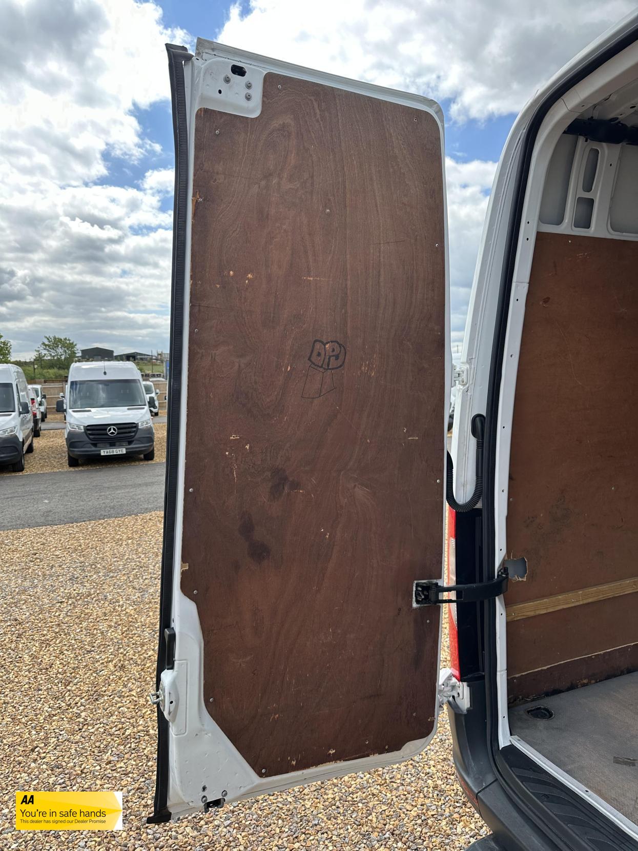 Mercedes-Benz Sprinter 2.1 311 CDI Panel Van 5dr Diesel Manual RWD L3 H2 Euro 6 (114 ps)