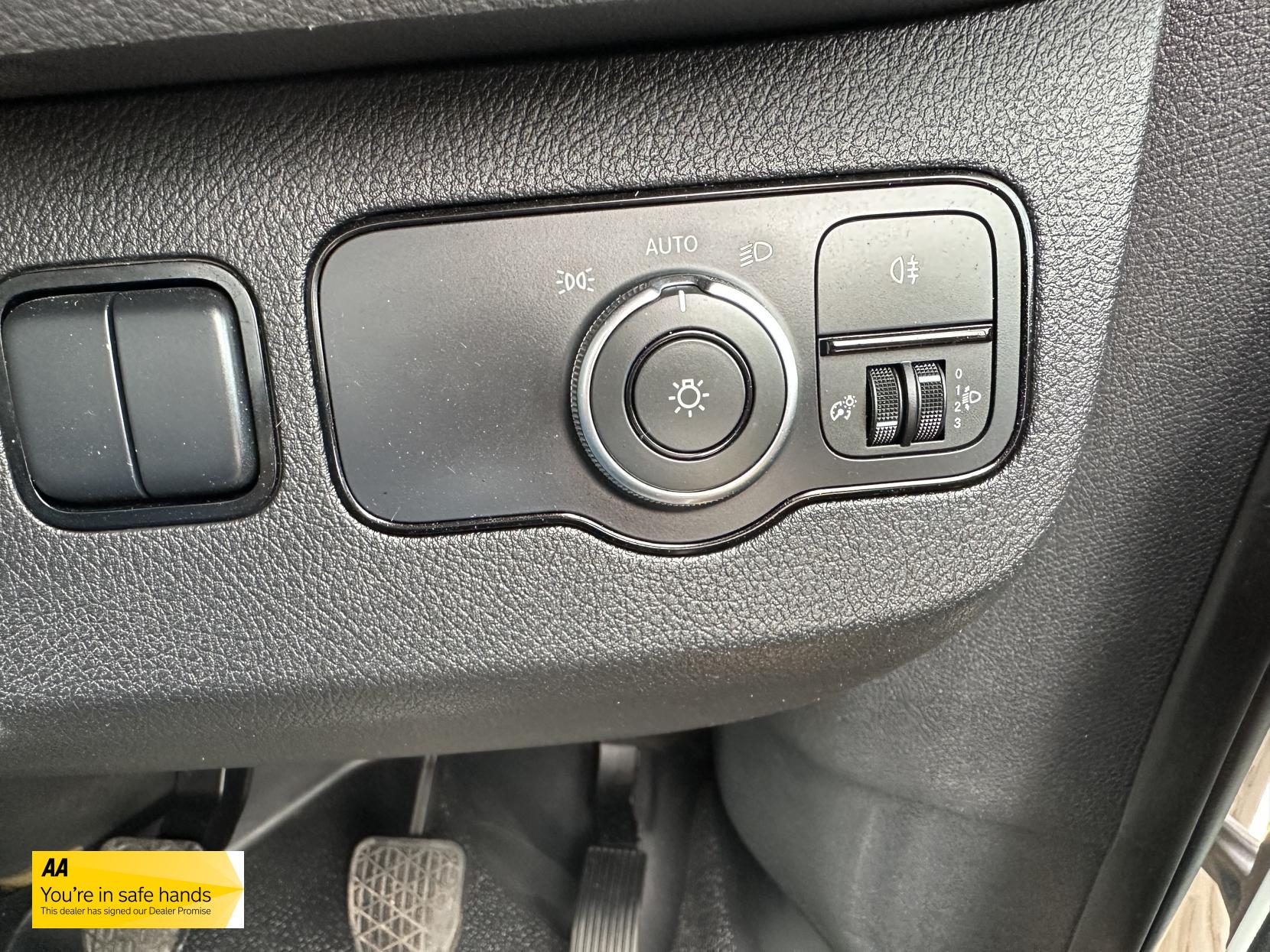 Mercedes-Benz Sprinter 2.1 311 CDI Panel Van 5dr Diesel Manual RWD L3 H2 Euro 6 (114 ps)