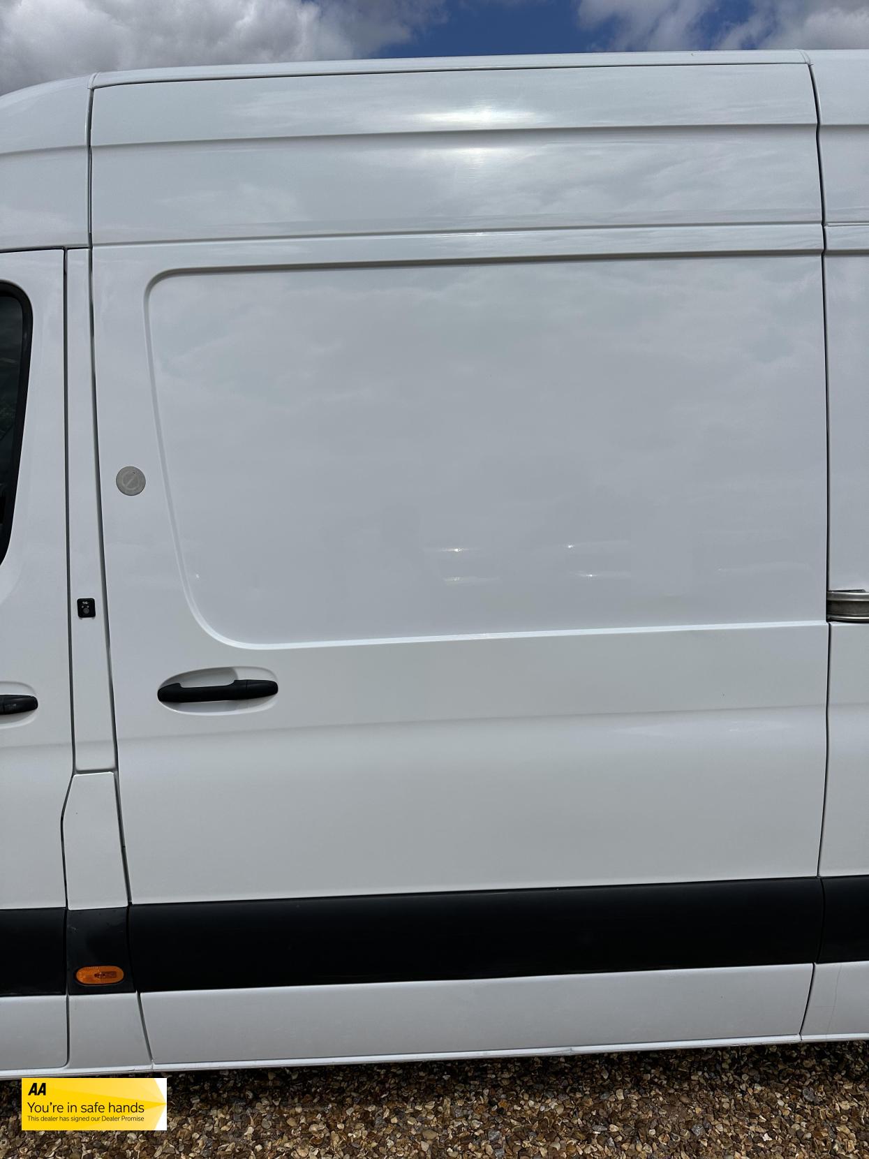 Mercedes-Benz Sprinter 2.1 311 CDI Panel Van 5dr Diesel Manual RWD L3 H2 Euro 6 (114 ps)