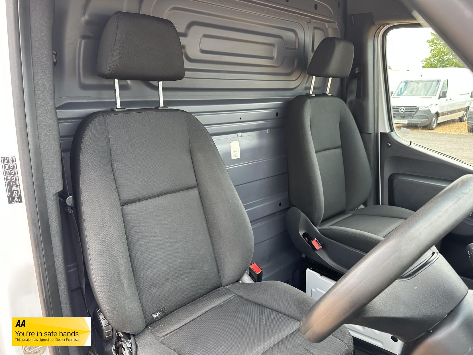 Mercedes-Benz Sprinter 2.1 311 CDI Panel Van 5dr Diesel Manual RWD L3 H2 Euro 6 (114 ps)