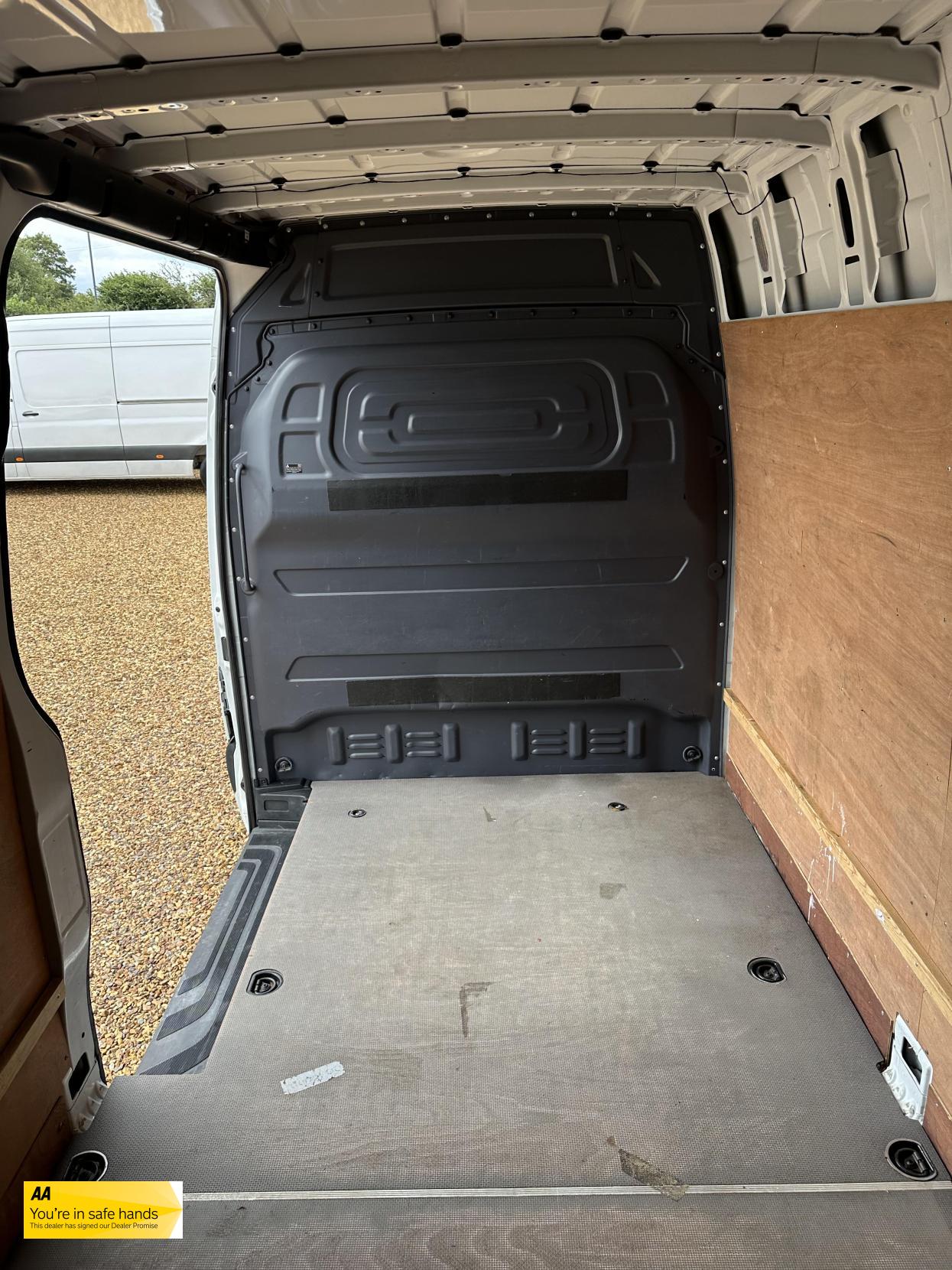 Mercedes-Benz Sprinter 2.1 311 CDI Panel Van 5dr Diesel Manual RWD L3 H2 Euro 6 (114 ps)