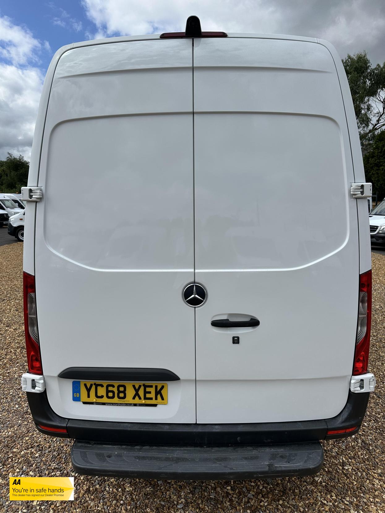 Mercedes-Benz Sprinter 2.1 311 CDI Panel Van 5dr Diesel Manual RWD L3 H2 Euro 6 (114 ps)