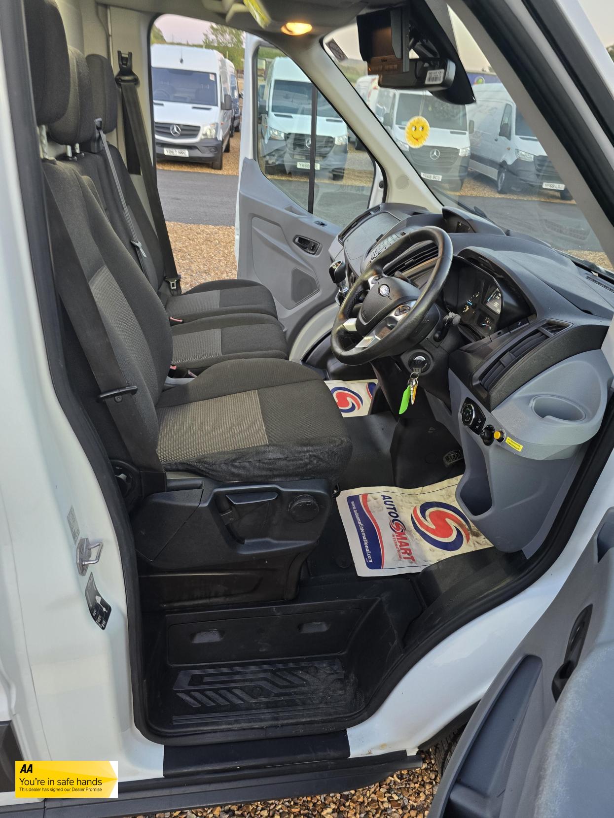 Ford Transit 2.0 350 EcoBlue Panel Van 5dr Diesel Manual RWD L2 H3 Euro 6 (130 ps)