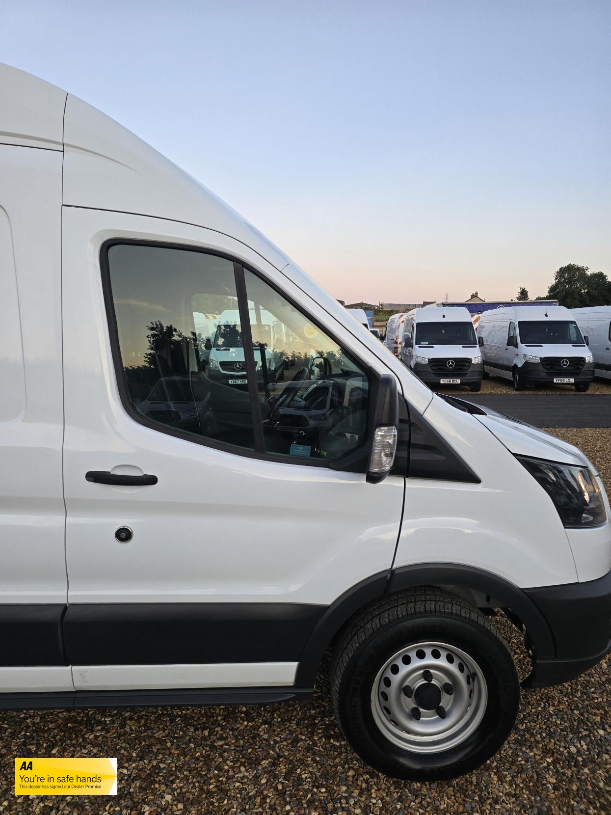 Ford Transit 2.0 350 EcoBlue Panel Van 5dr Diesel Manual RWD L2 H3 Euro 6 (130 ps)