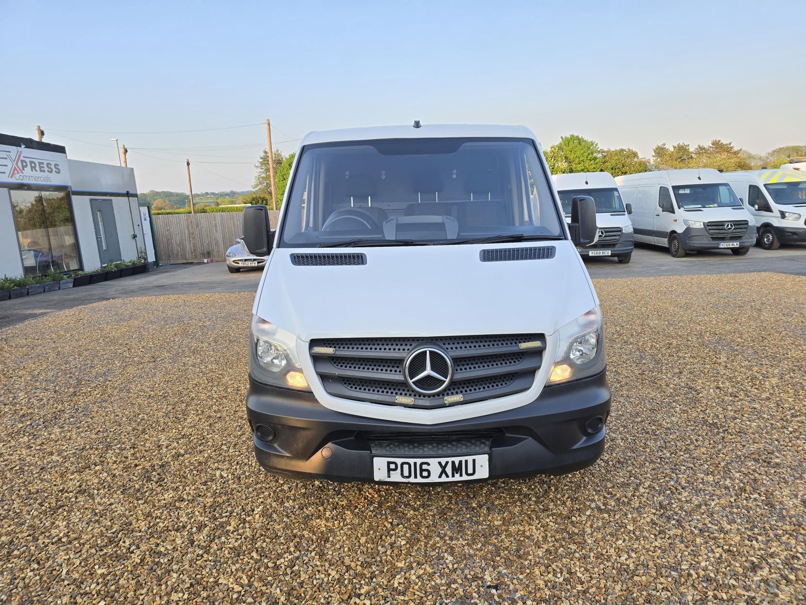 Mercedes-Benz Sprinter 2.1 313 CDi Panel Van 4dr Diesel Manual RWD L2 (129 bhp)