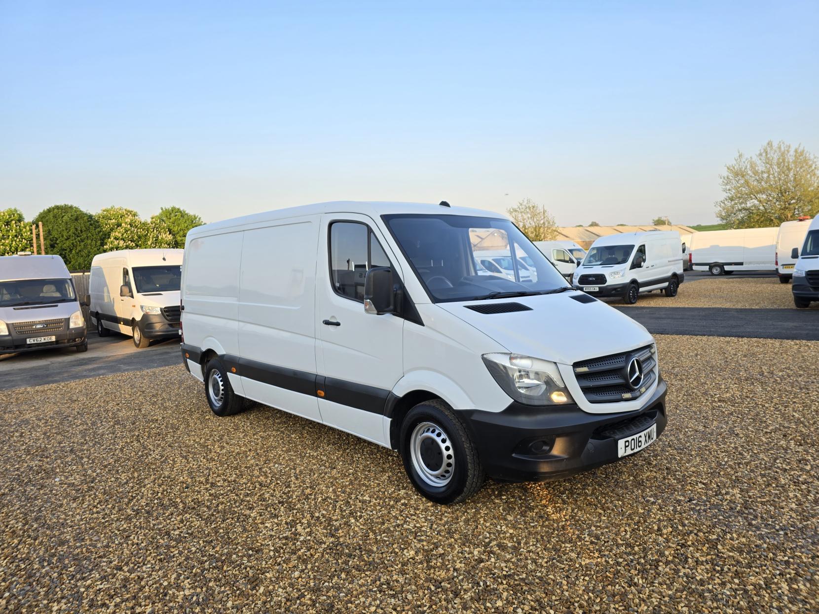 Mercedes-Benz Sprinter 2.1 313 CDi Panel Van 4dr Diesel Manual RWD L2 (129 bhp)