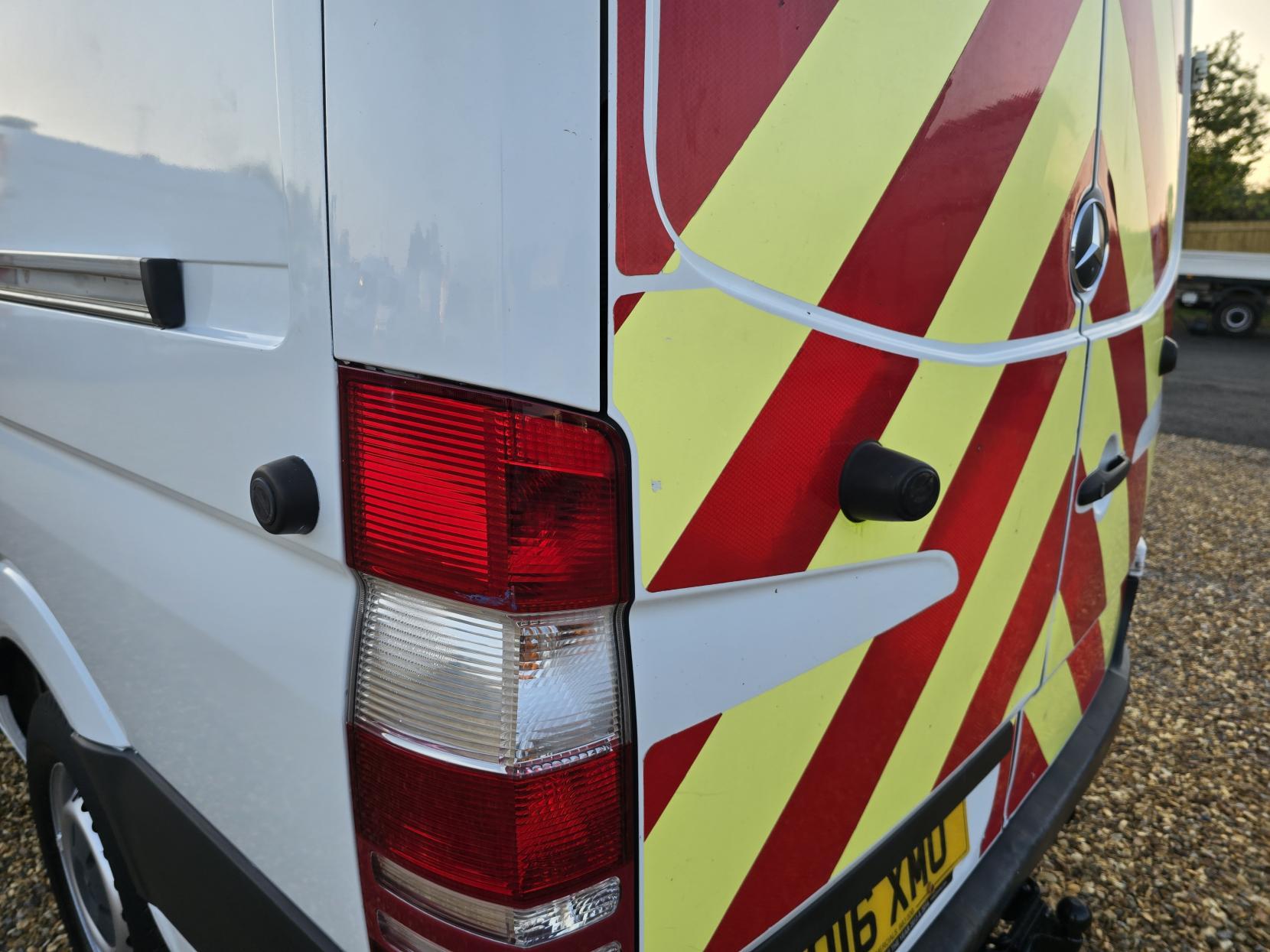 Mercedes-Benz Sprinter 2.1 313 CDi Panel Van 4dr Diesel Manual RWD L2 (129 bhp)