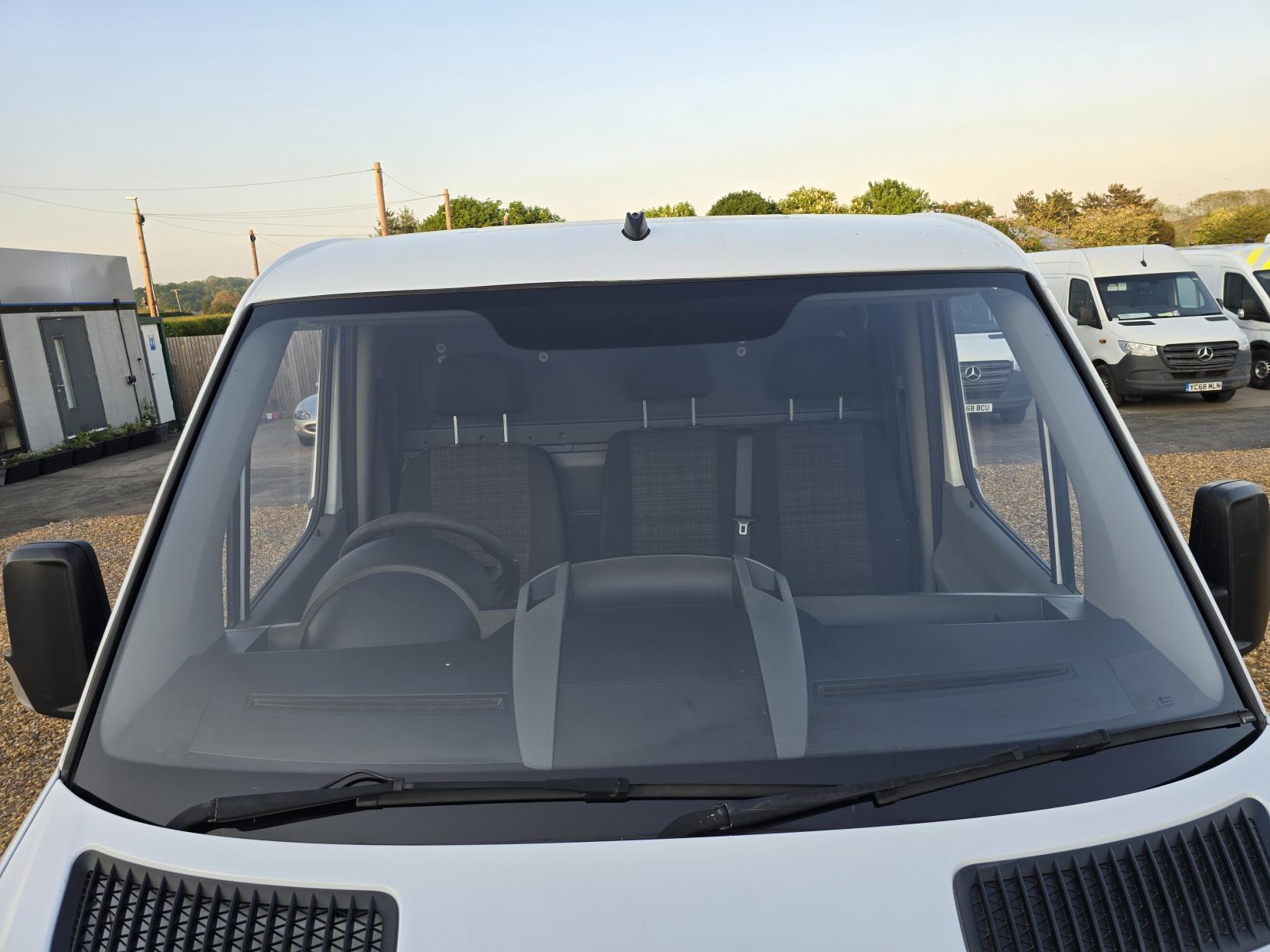 Mercedes-Benz Sprinter 2.1 313 CDi Panel Van 4dr Diesel Manual RWD L2 (129 bhp)