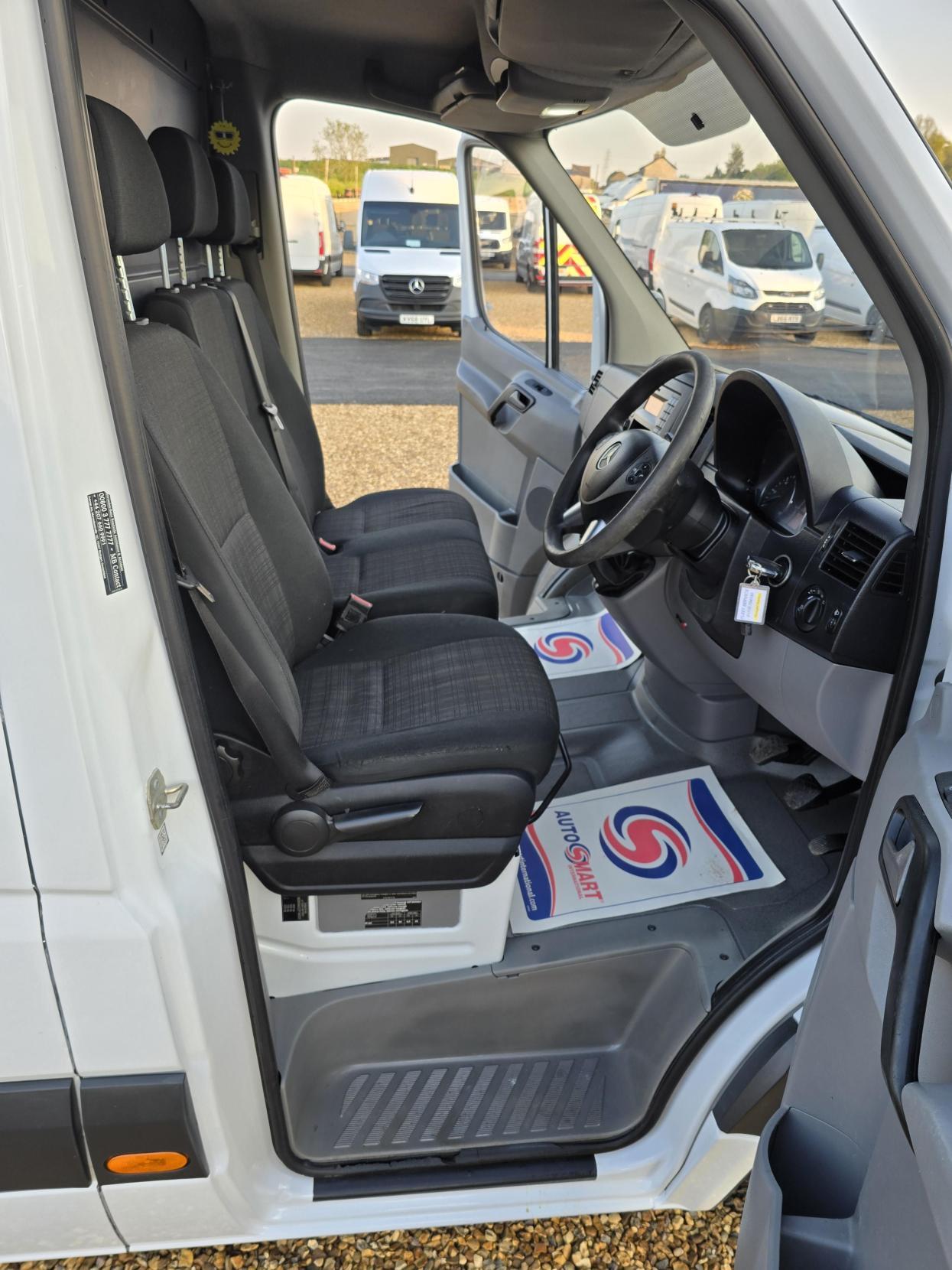 Mercedes-Benz Sprinter 2.1 313 CDi Panel Van 4dr Diesel Manual RWD L2 (129 bhp)