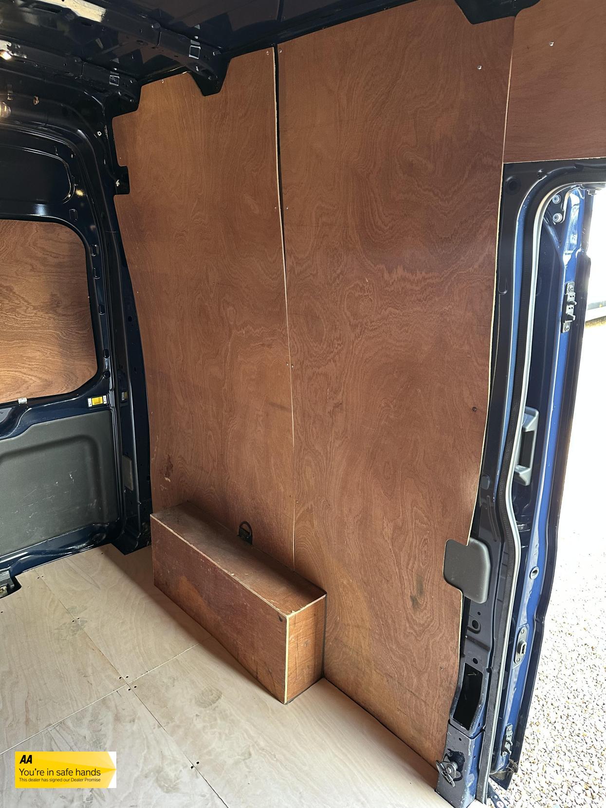 Ford Transit 2.0 350 EcoBlue Leader Panel Van 5dr Diesel Manual FWD L3 H3 Euro 6 (s/s) (170 ps)