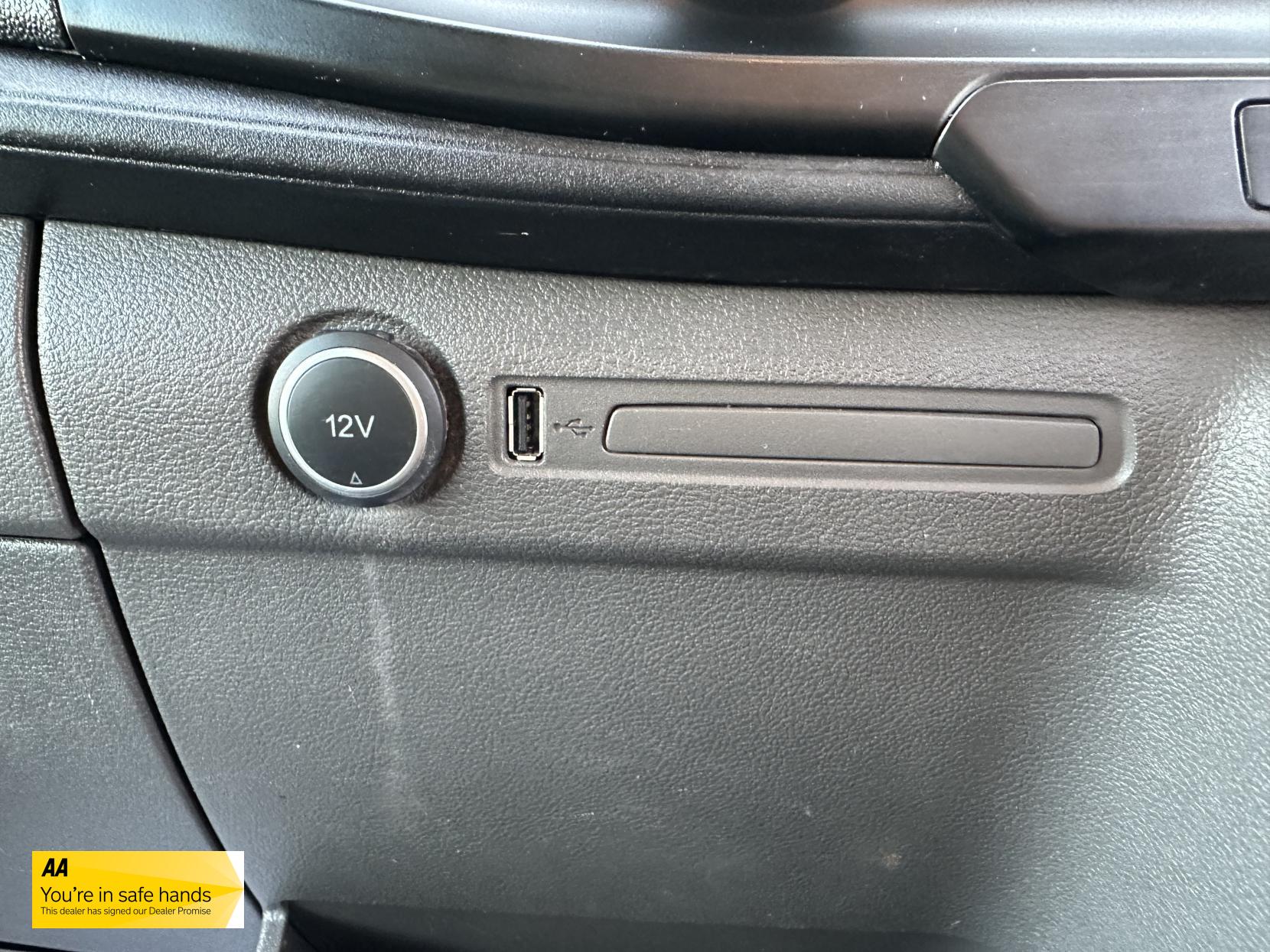Ford Transit 2.0 350 EcoBlue Leader Panel Van 5dr Diesel Manual FWD L3 H3 Euro 6 (s/s) (170 ps)
