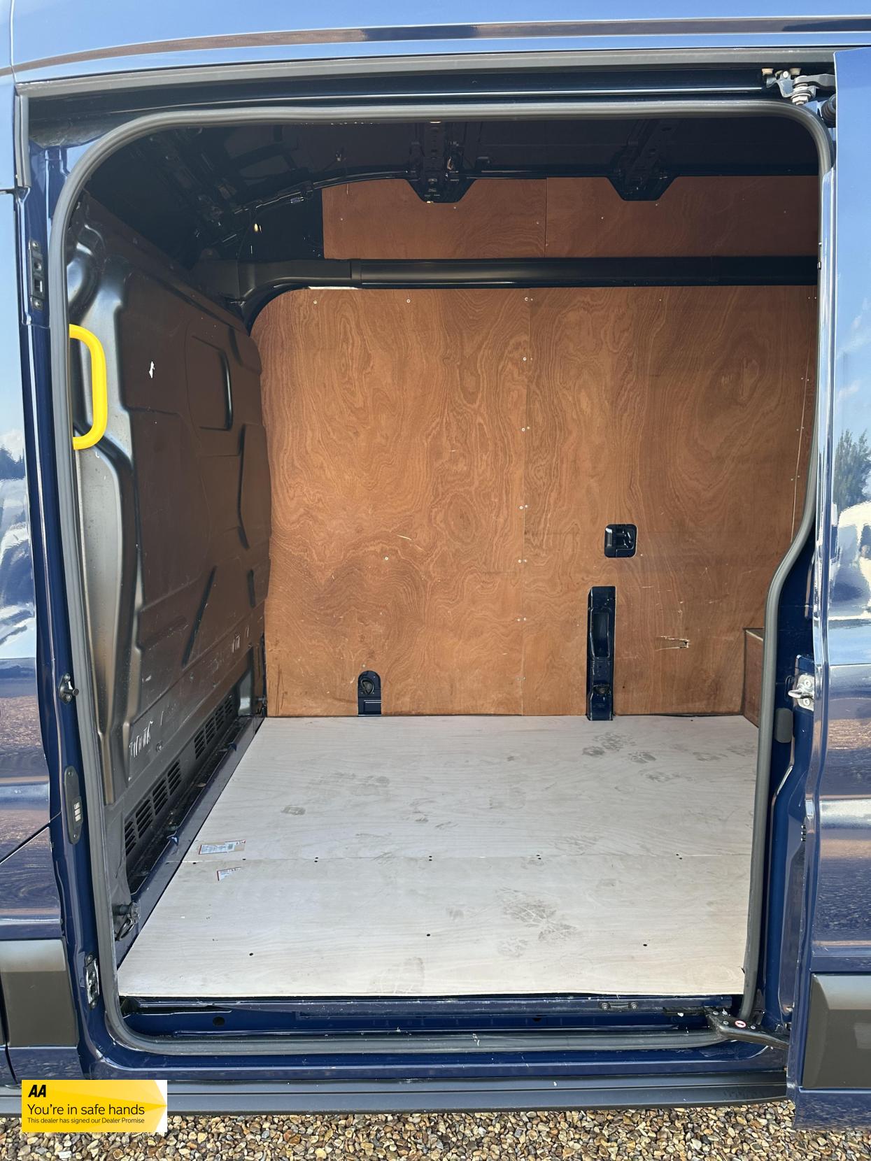 Ford Transit 2.0 350 EcoBlue Leader Panel Van 5dr Diesel Manual FWD L3 H3 Euro 6 (s/s) (170 ps)