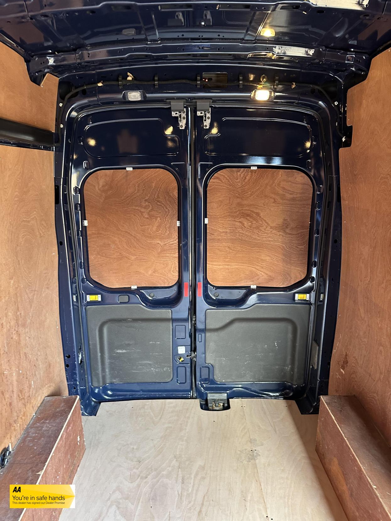 Ford Transit 2.0 350 EcoBlue Leader Panel Van 5dr Diesel Manual FWD L3 H3 Euro 6 (s/s) (170 ps)